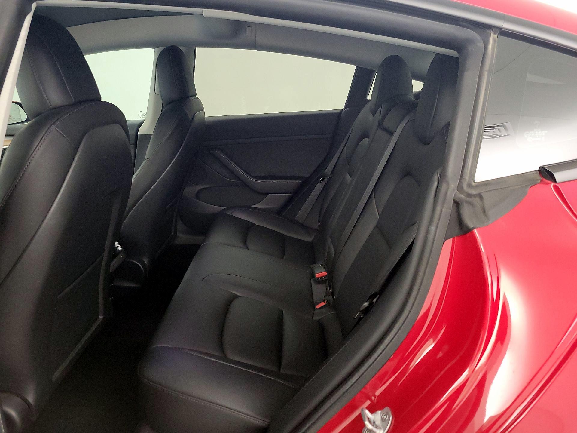 Thumbnail: 2022 Tesla Model 3 - 20