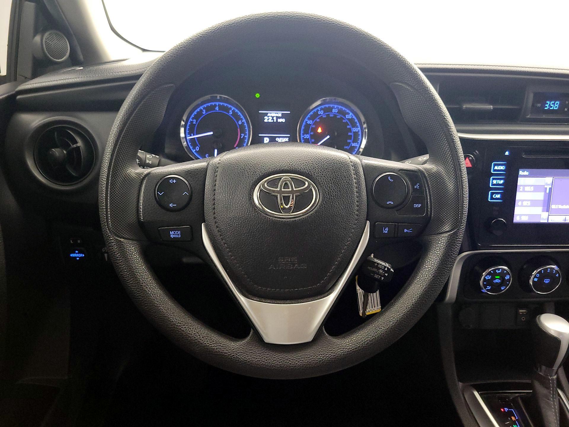 Thumbnail: 2019 Toyota Corolla - 10