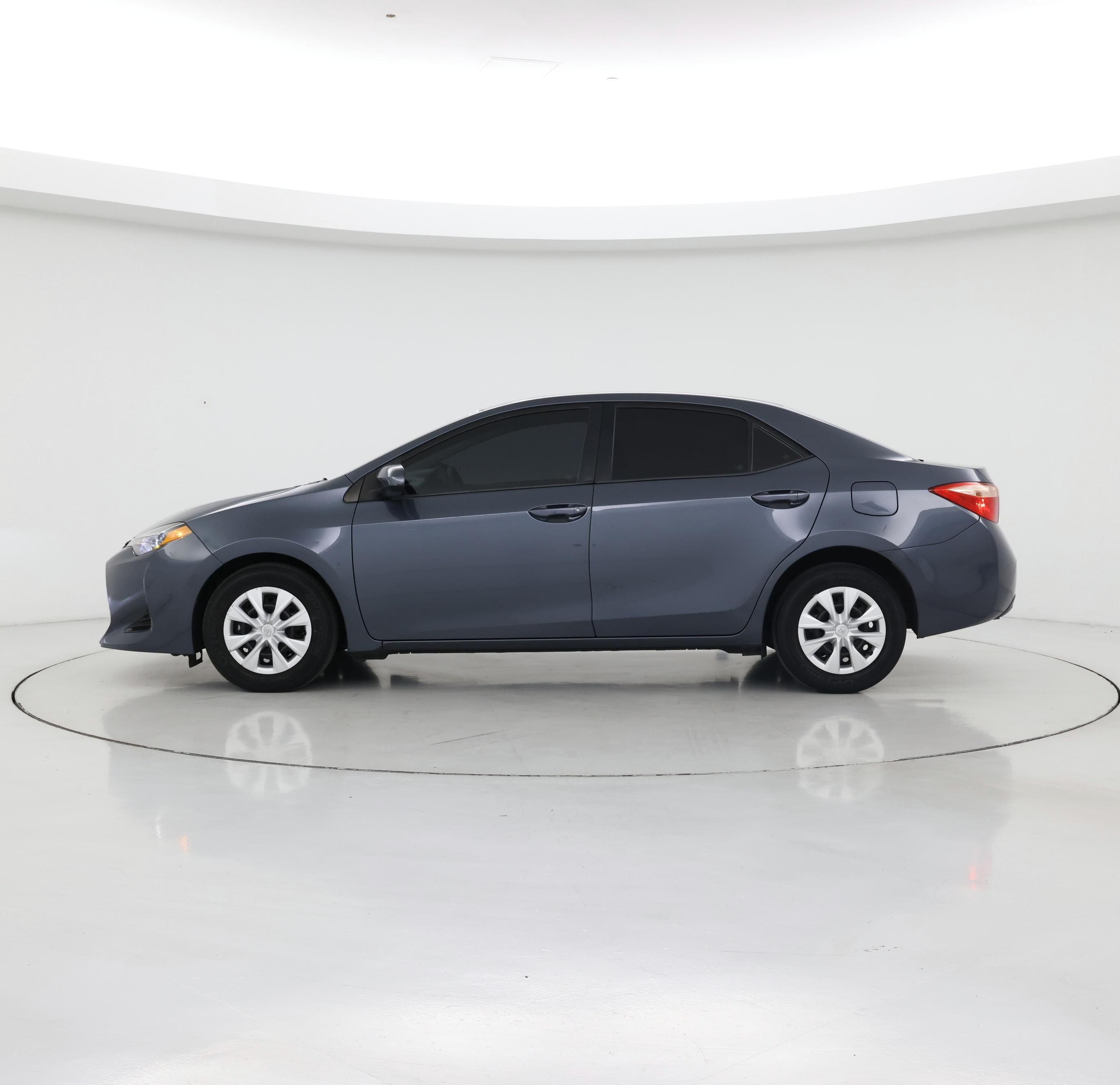 Thumbnail: 2019 Toyota Corolla - 3