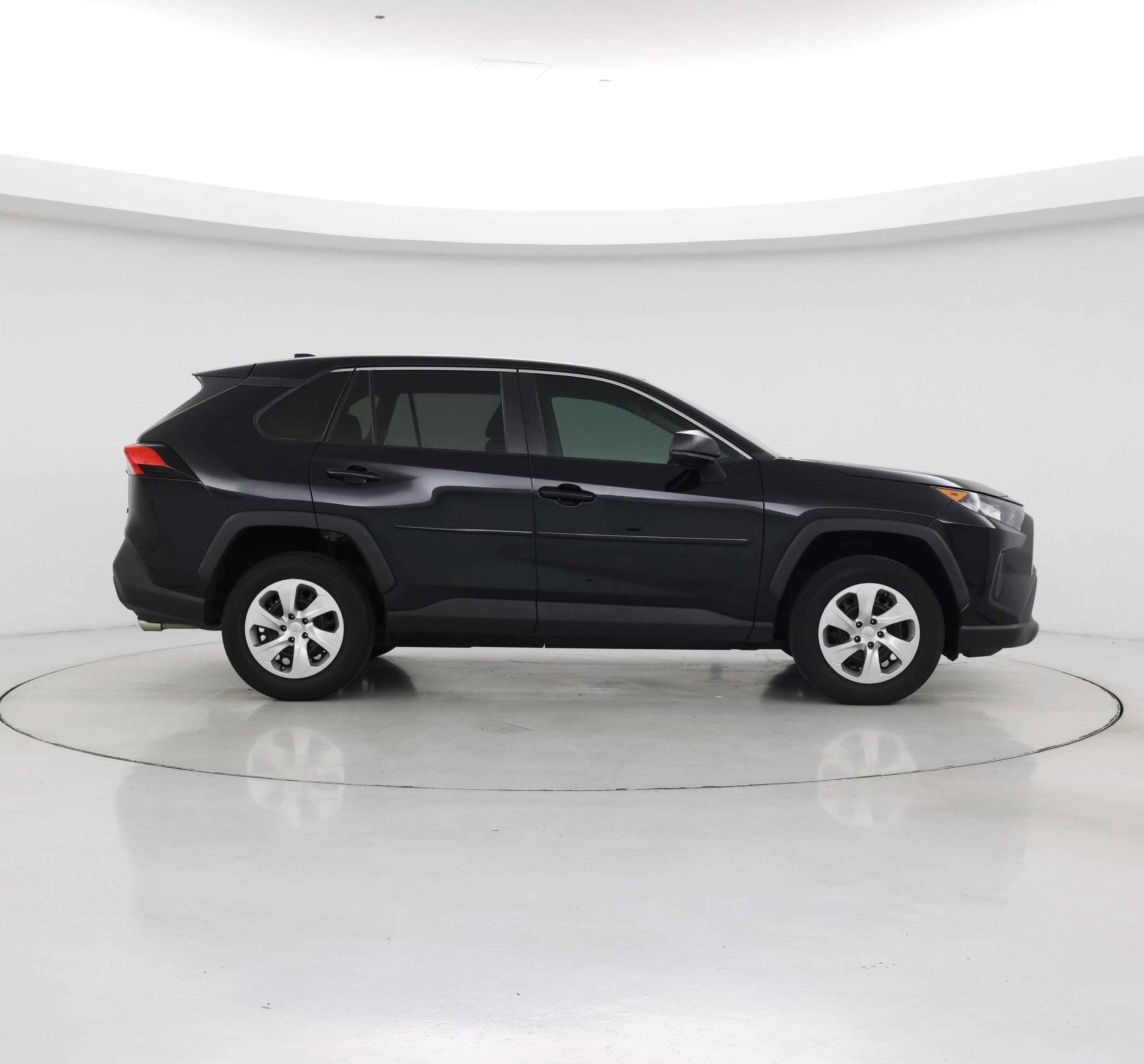 Thumbnail: 2022 Toyota RAV4 - 7