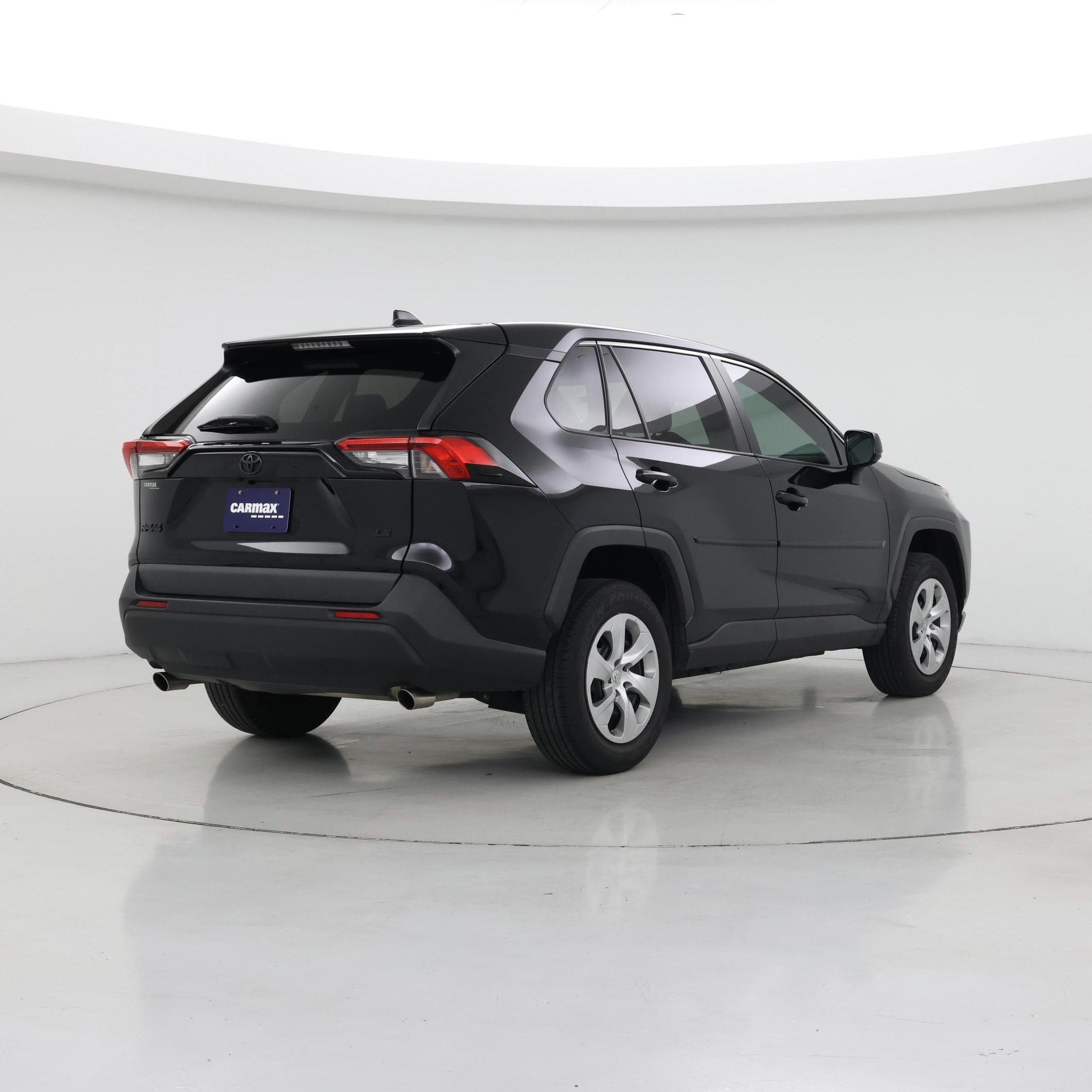 Thumbnail: 2022 Toyota RAV4 - 8