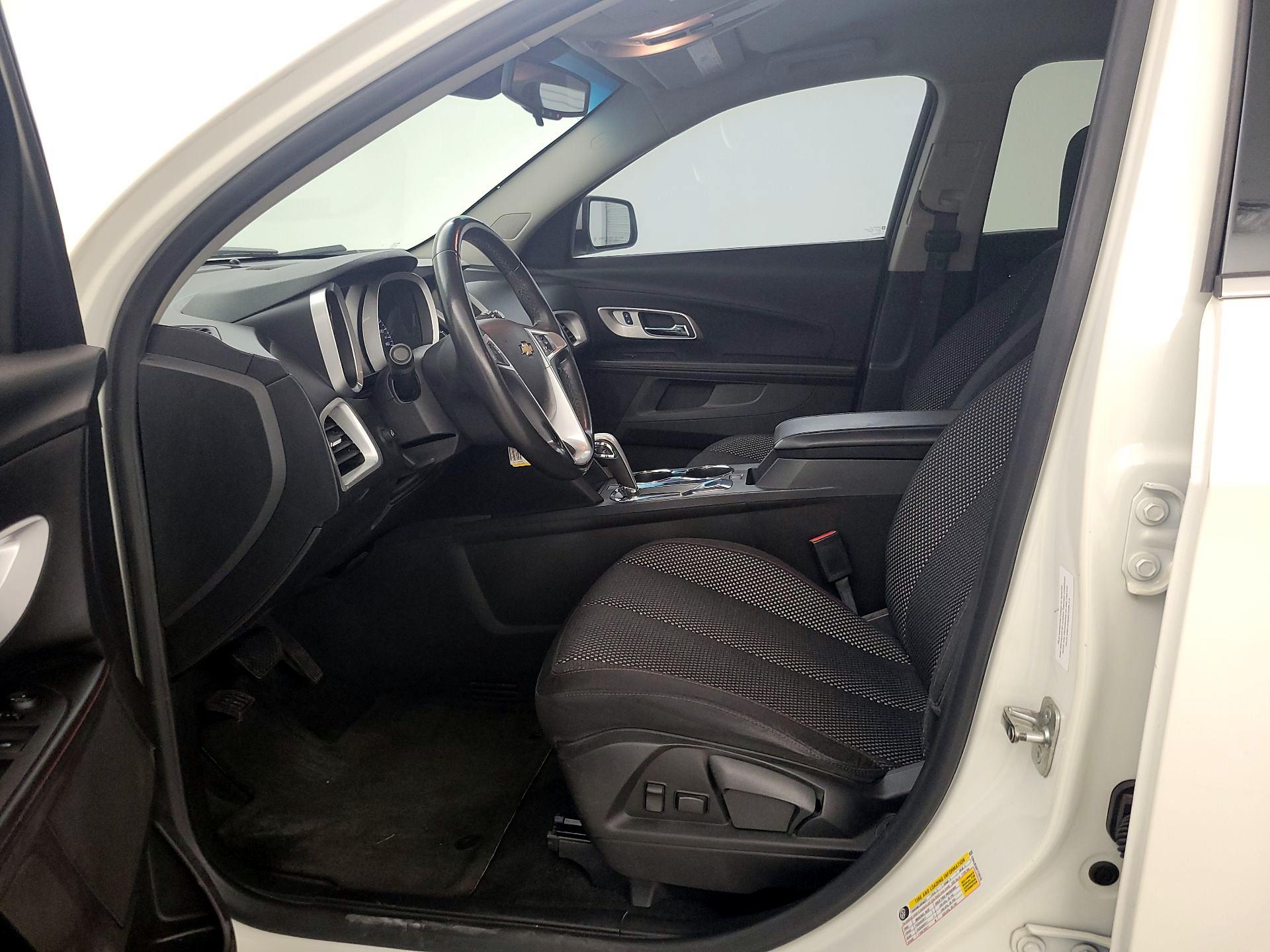 Thumbnail: 2015 Chevrolet Equinox - 11