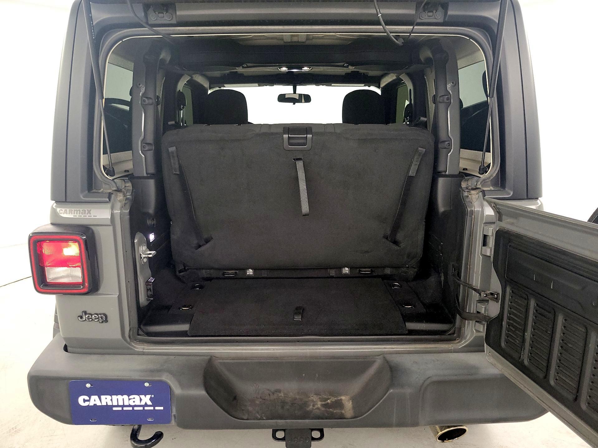 Thumbnail: 2019 Jeep Wrangler - 20