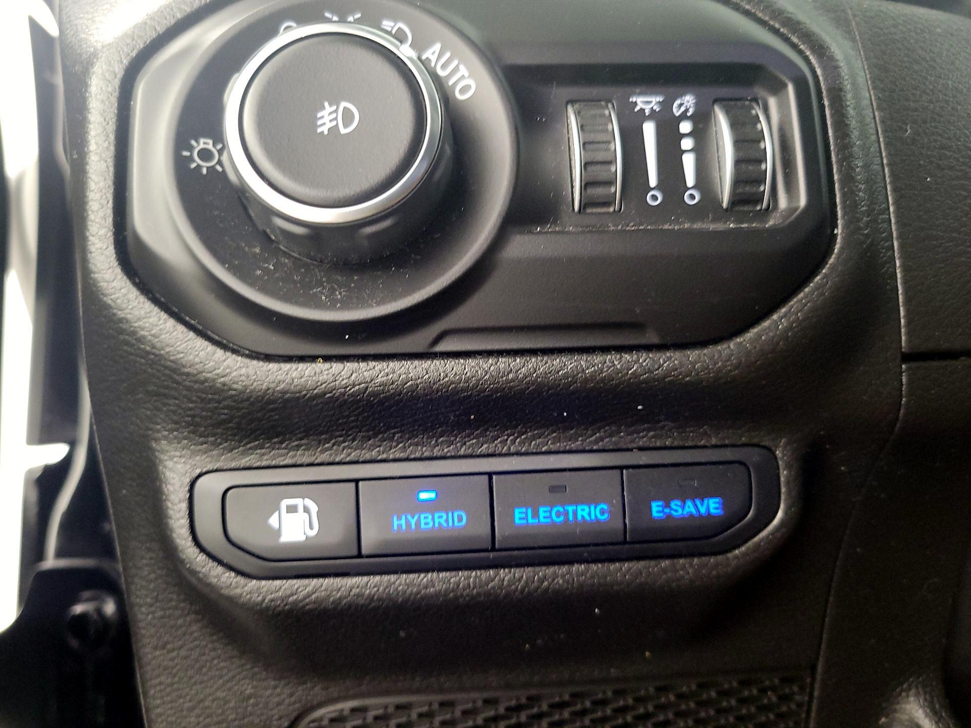 Thumbnail: 2022 Jeep Wrangler - 13