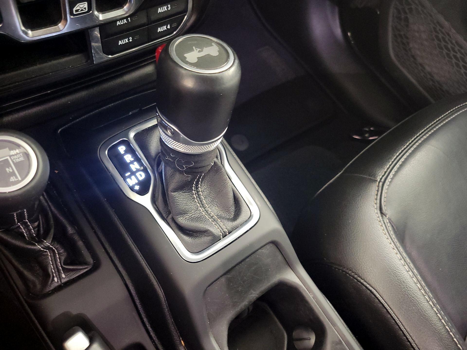 Thumbnail: 2022 Jeep Wrangler - 18