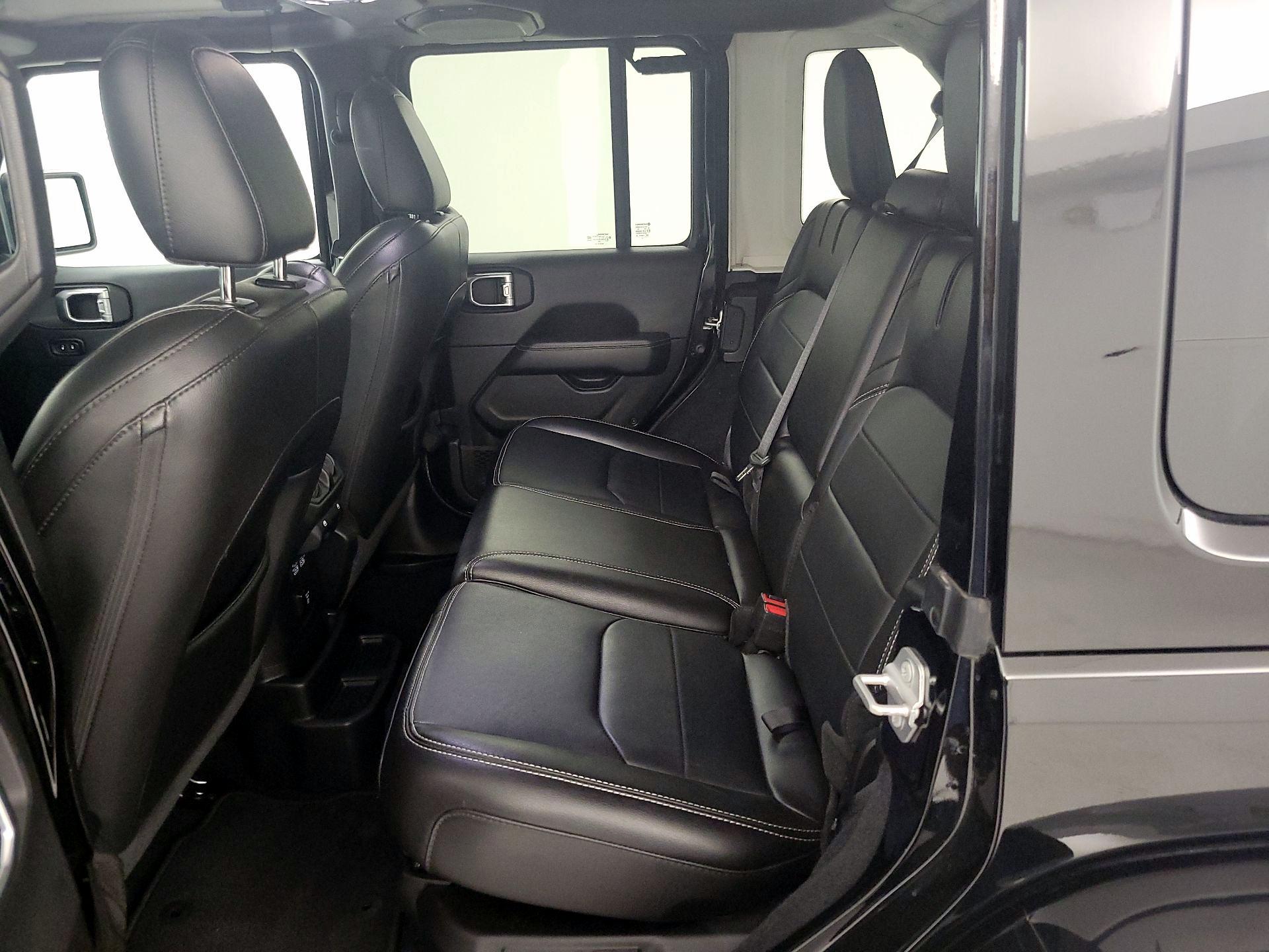 Thumbnail: 2022 Jeep Wrangler - 20