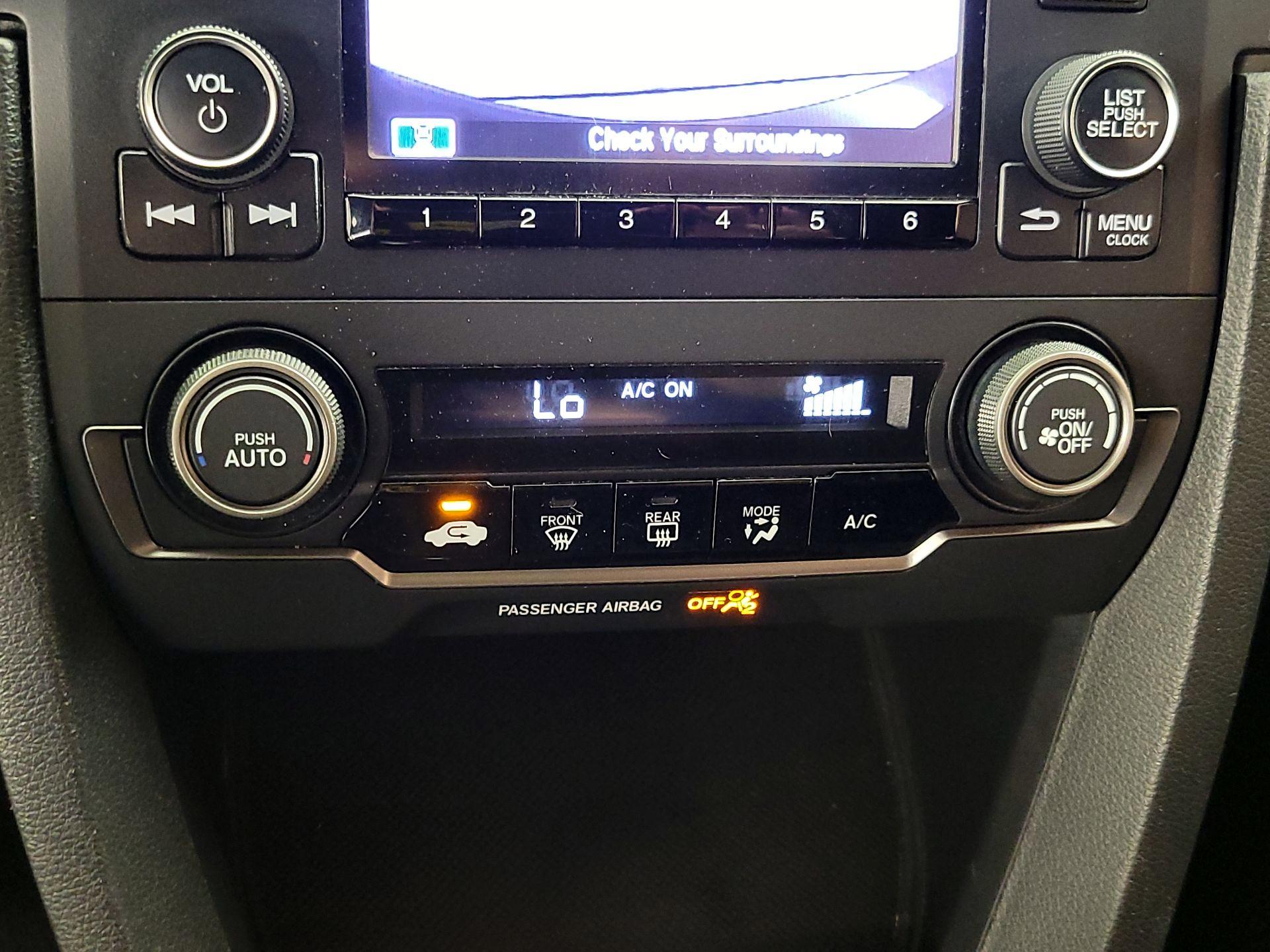 Thumbnail: 2019 Honda Civic - 16