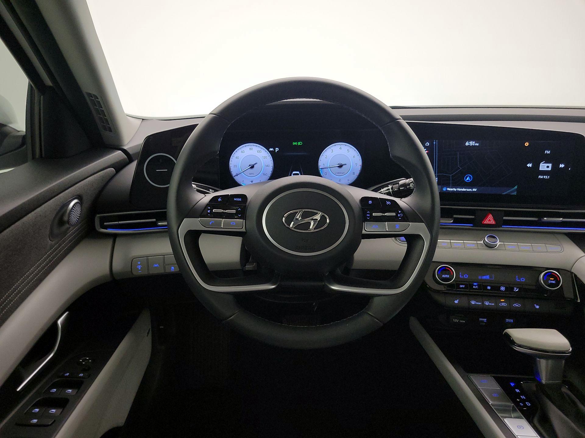 Thumbnail: 2023 Hyundai Elantra - 10