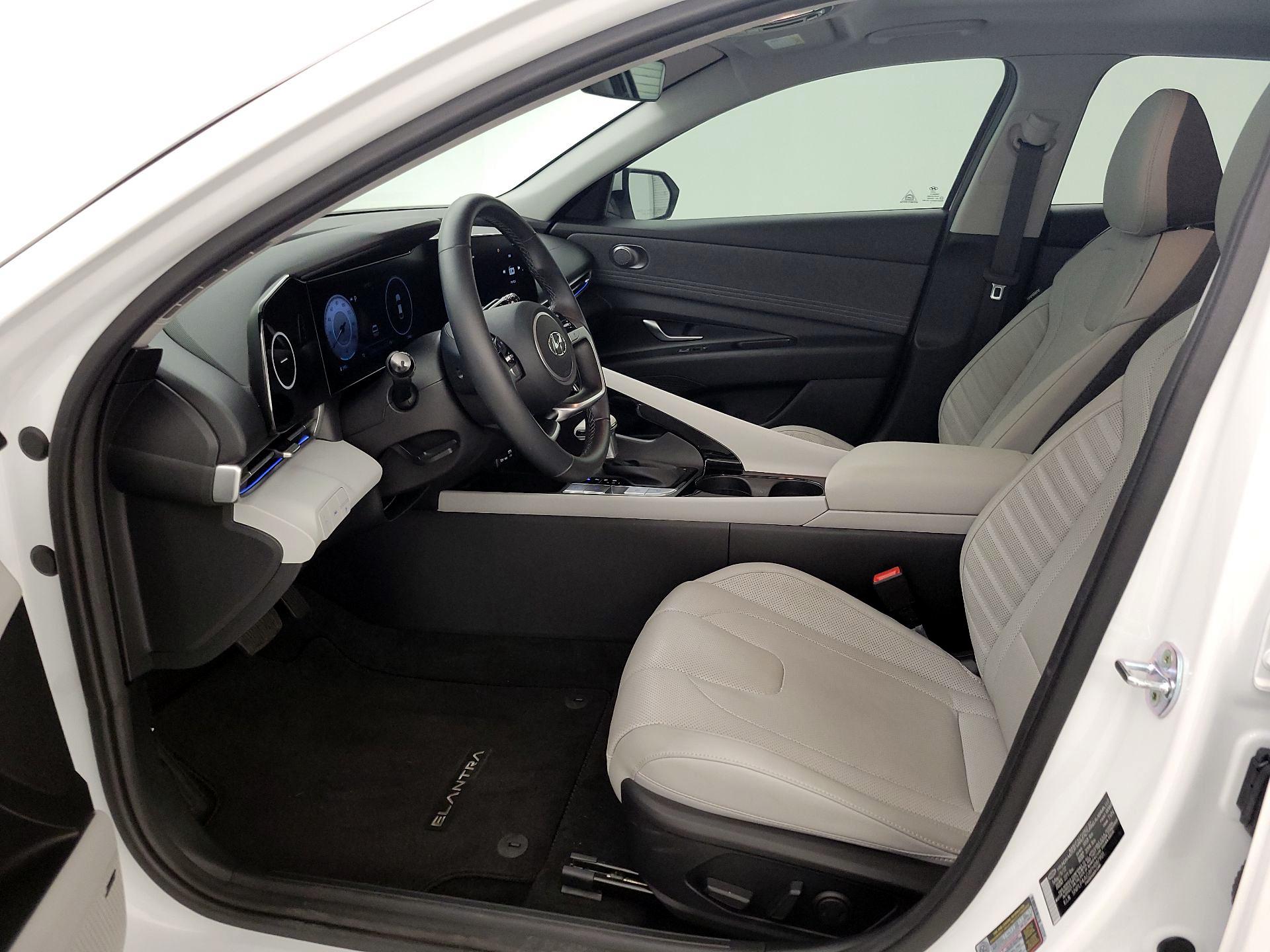 Thumbnail: 2023 Hyundai Elantra - 11