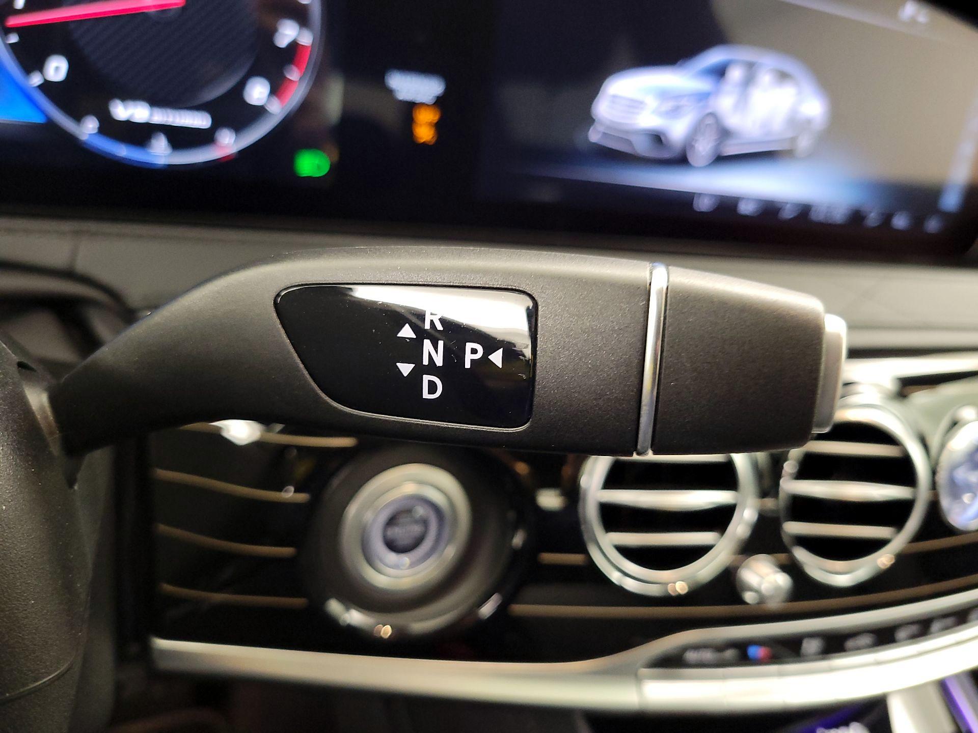 Thumbnail: 2019 Mercedes-Benz S-Class - 18