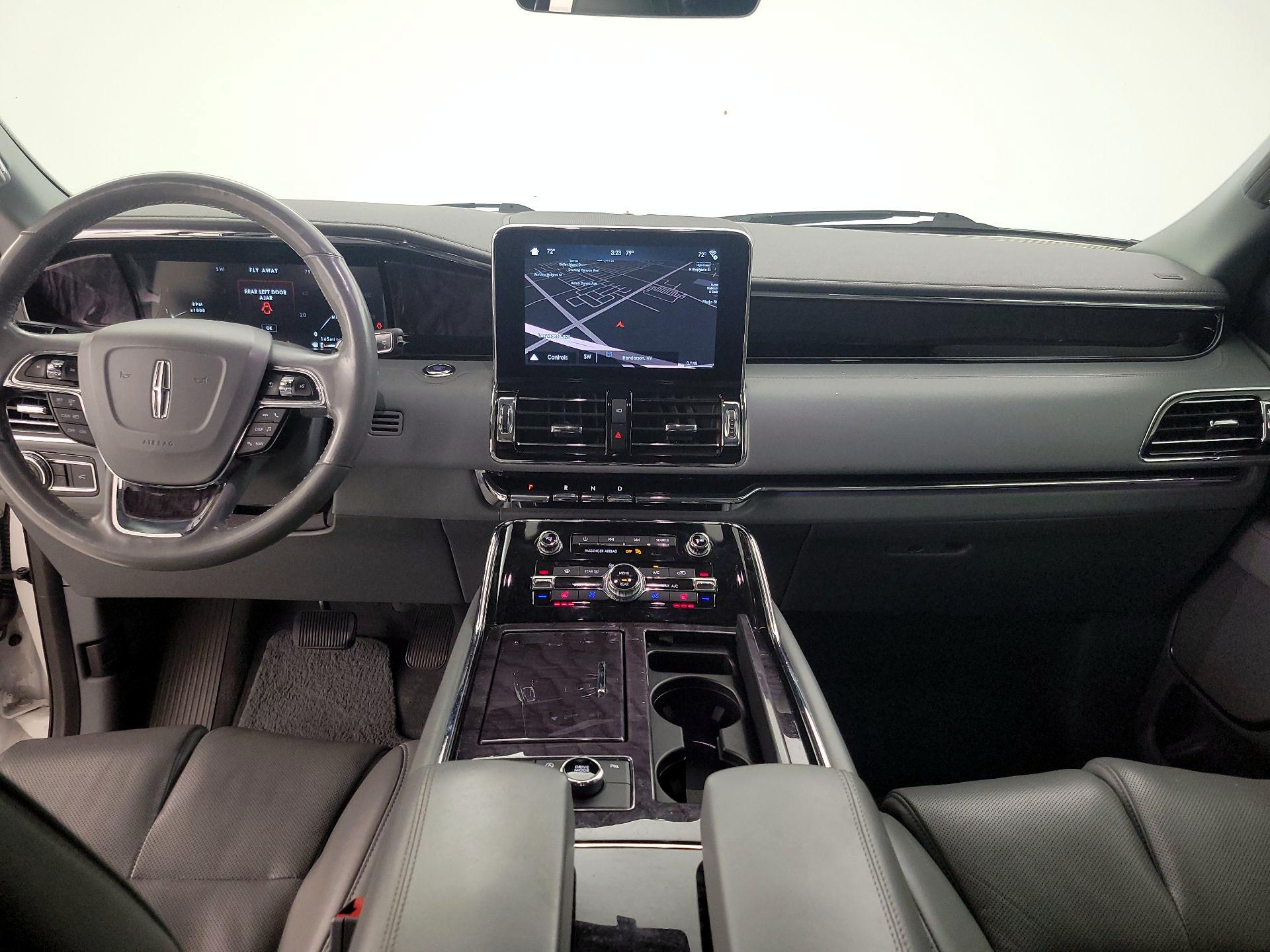 Thumbnail: 2019 Lincoln Navigator - 9