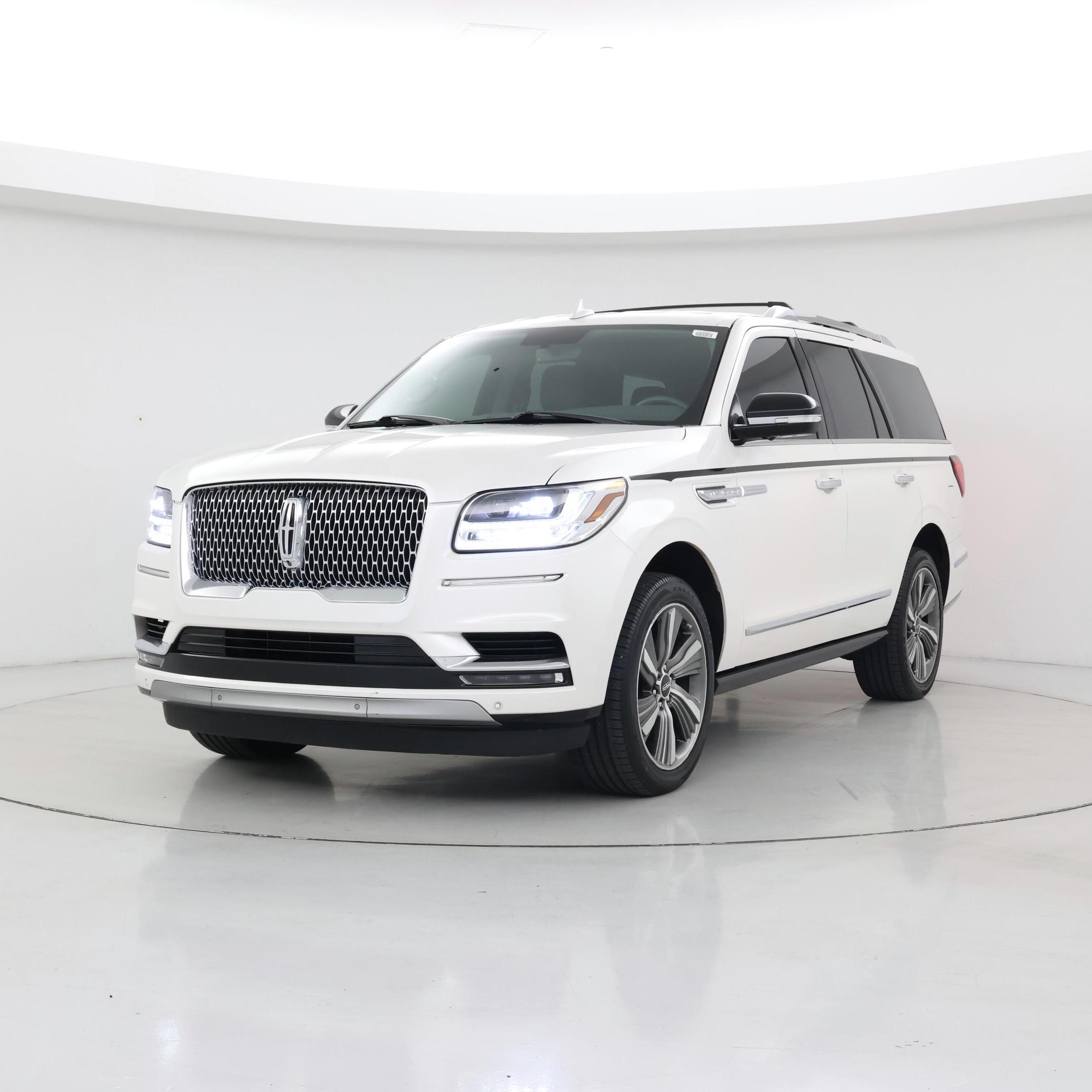 Thumbnail: 2019 Lincoln Navigator - 4