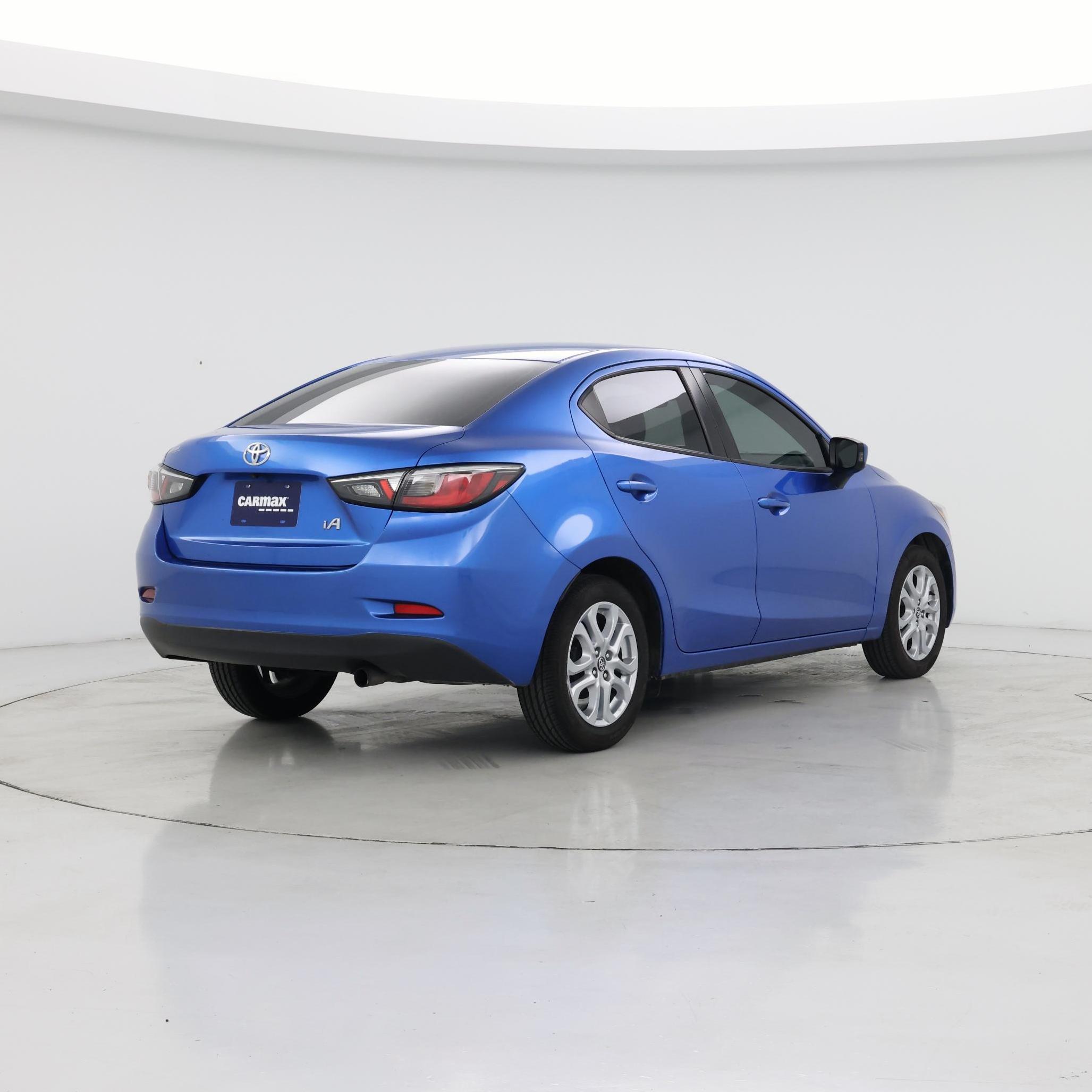 Thumbnail: 2018 Toyota Yaris iA - 8