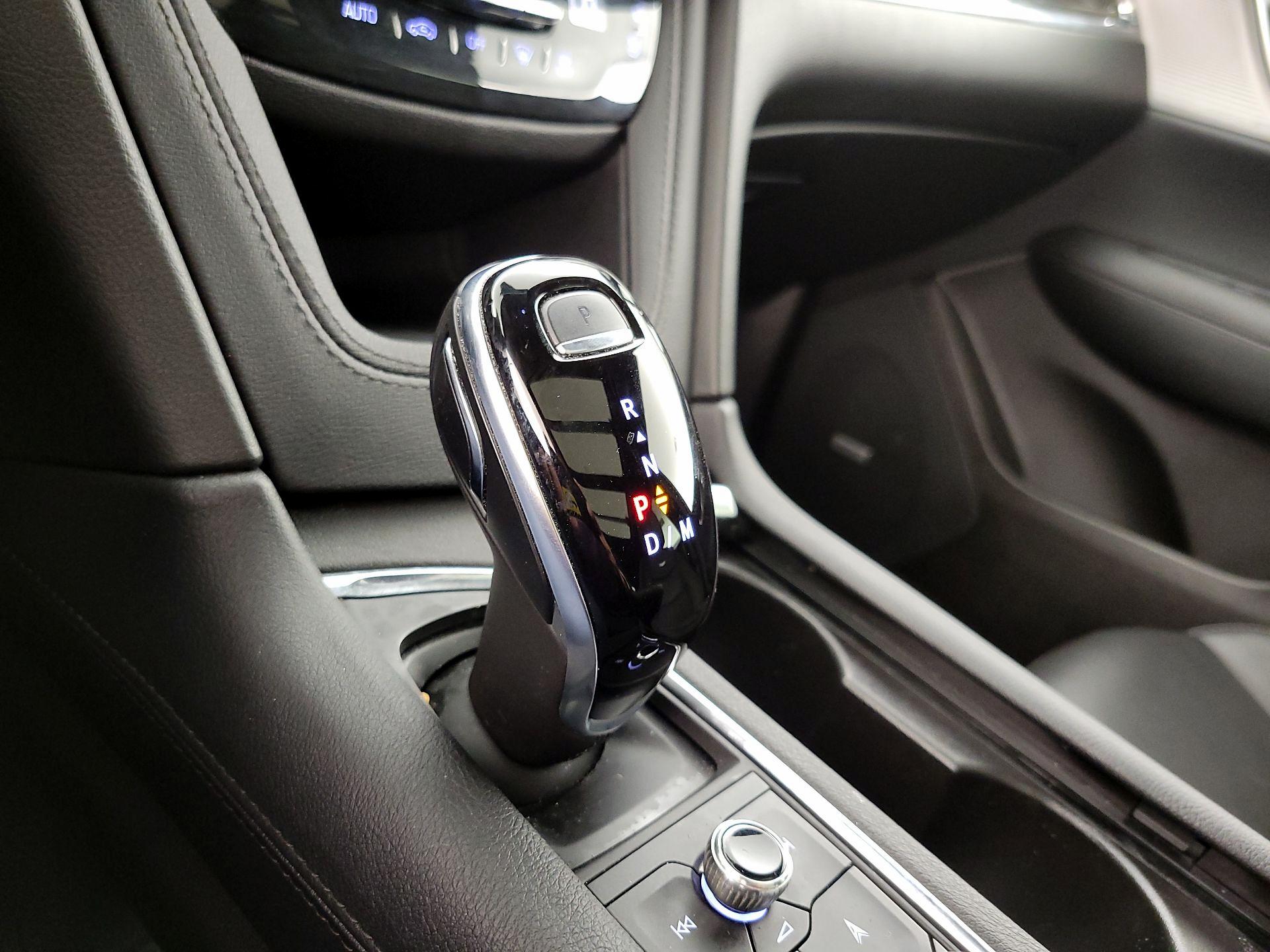 Thumbnail: 2021 Cadillac XT5 - 18