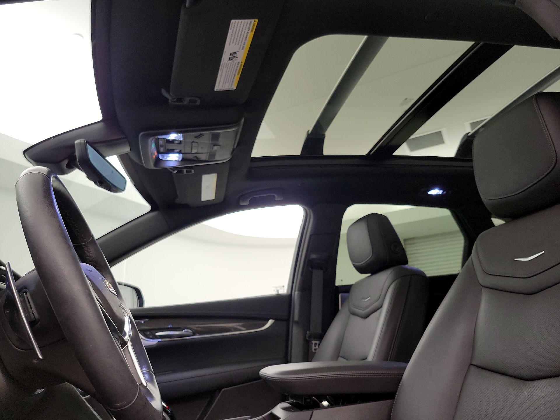 Thumbnail: 2021 Cadillac XT5 - 20