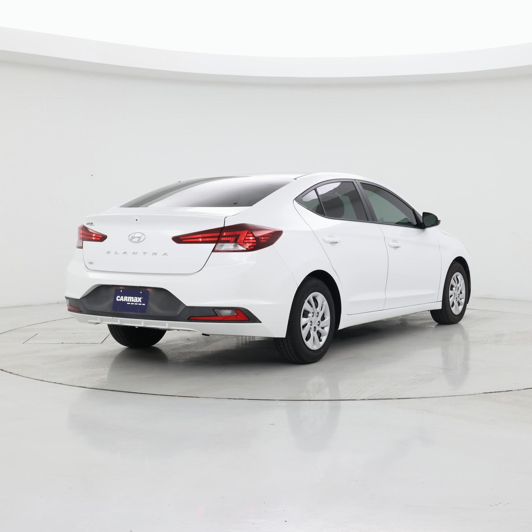 Thumbnail: 2020 Hyundai Elantra - 8