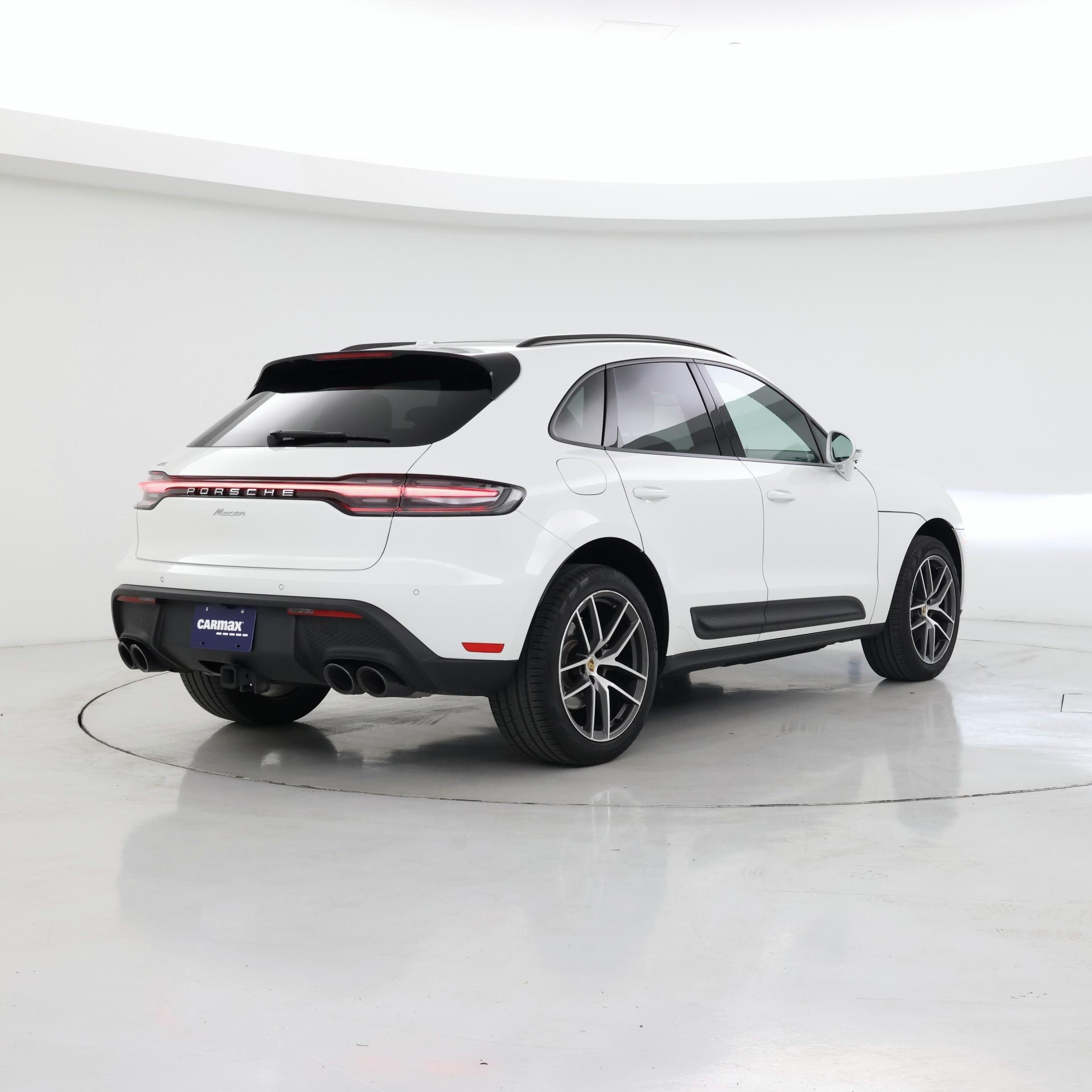 Thumbnail: 2024 Porsche Macan - 8