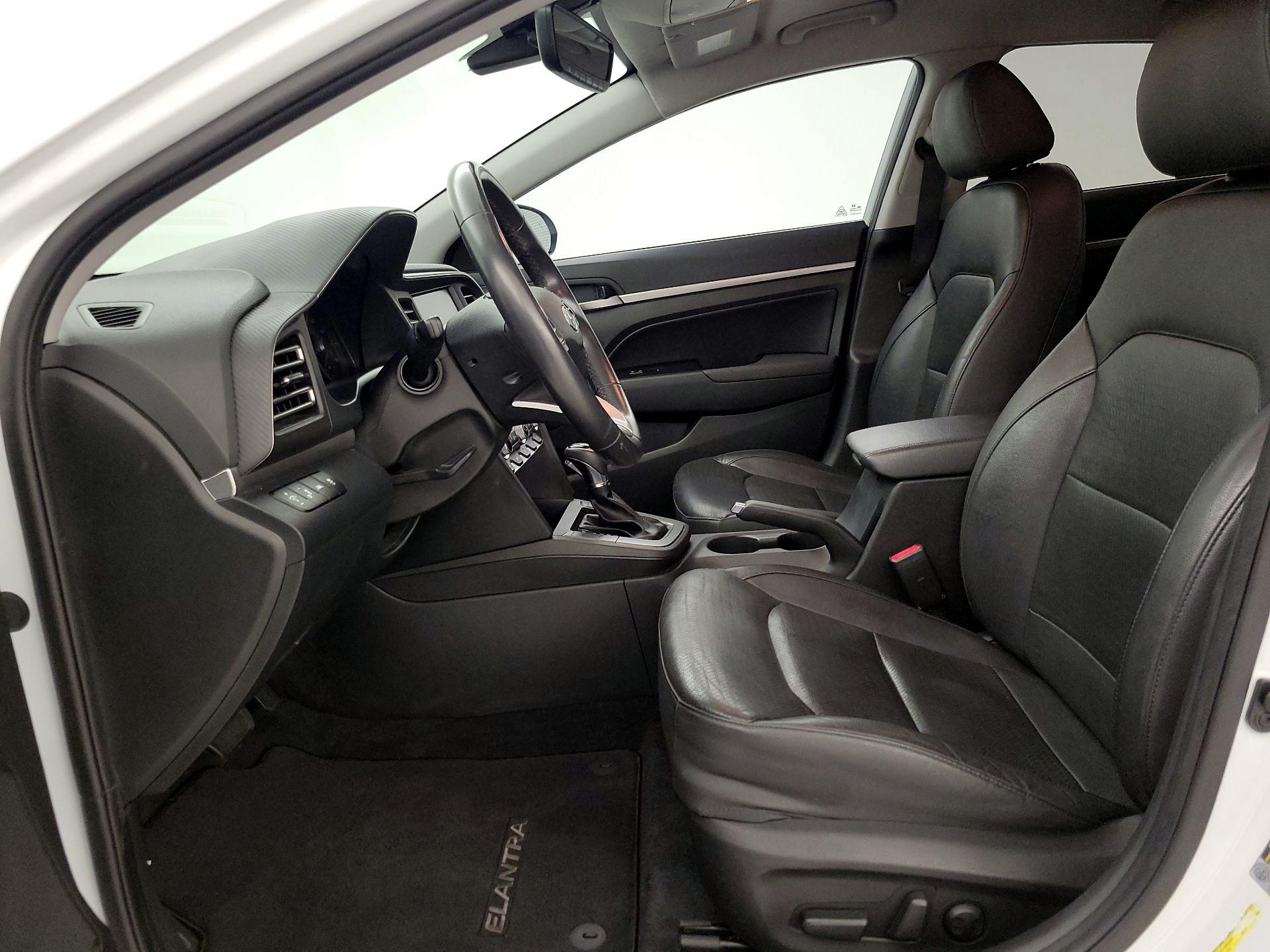 Thumbnail: 2020 Hyundai Elantra - 11