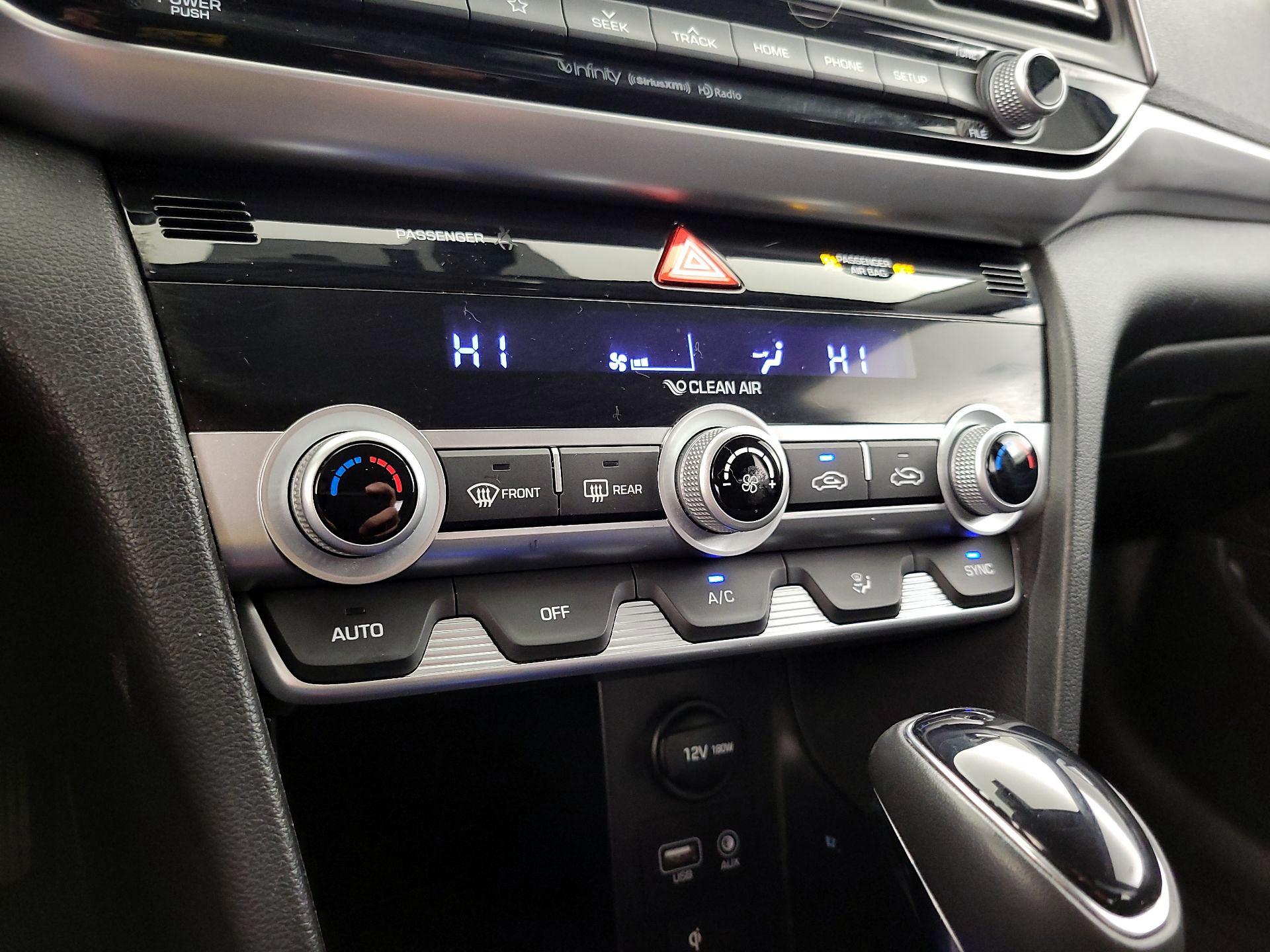 Thumbnail: 2020 Hyundai Elantra - 16