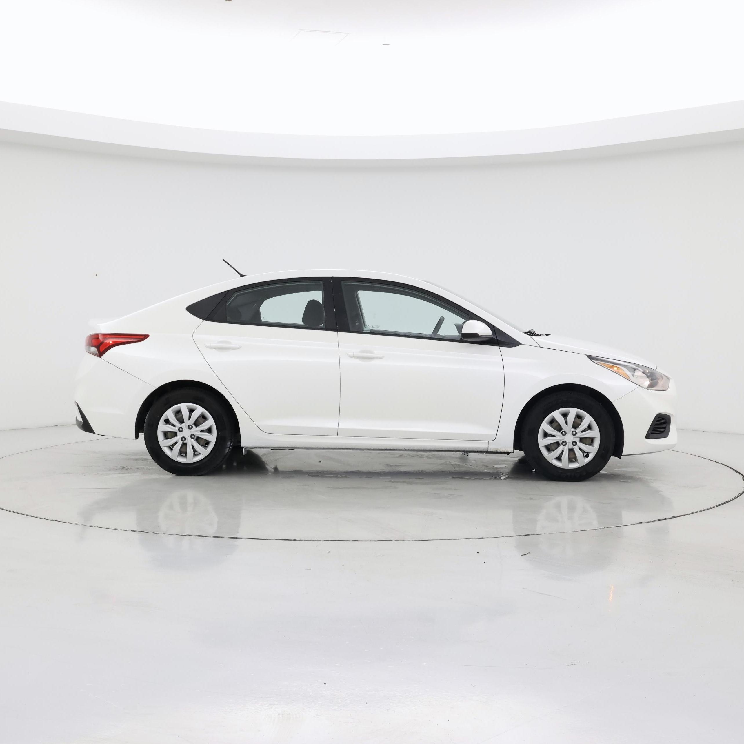 Thumbnail: 2019 Hyundai Accent - 7