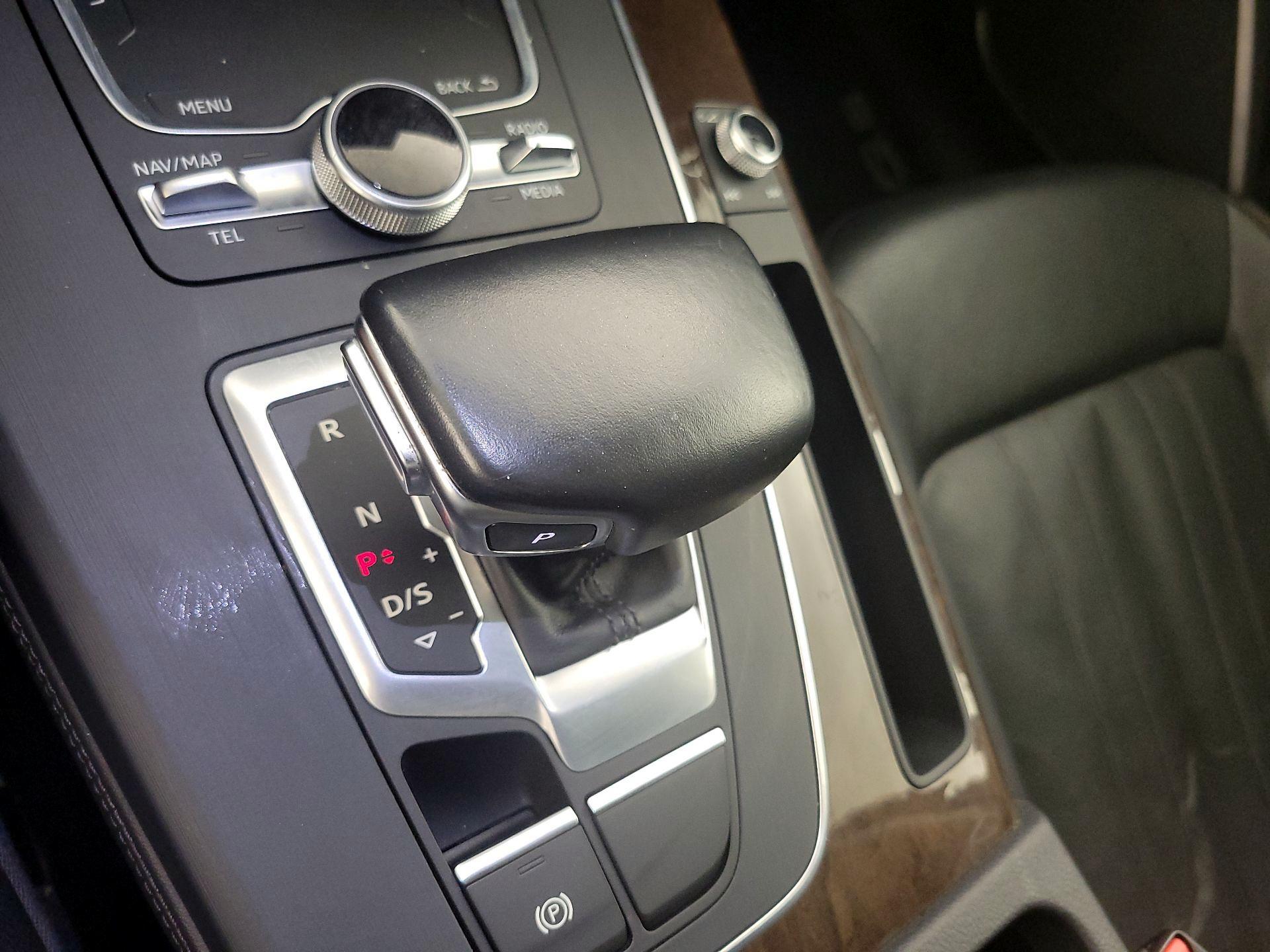 Thumbnail: 2019 Audi Q5 - 18