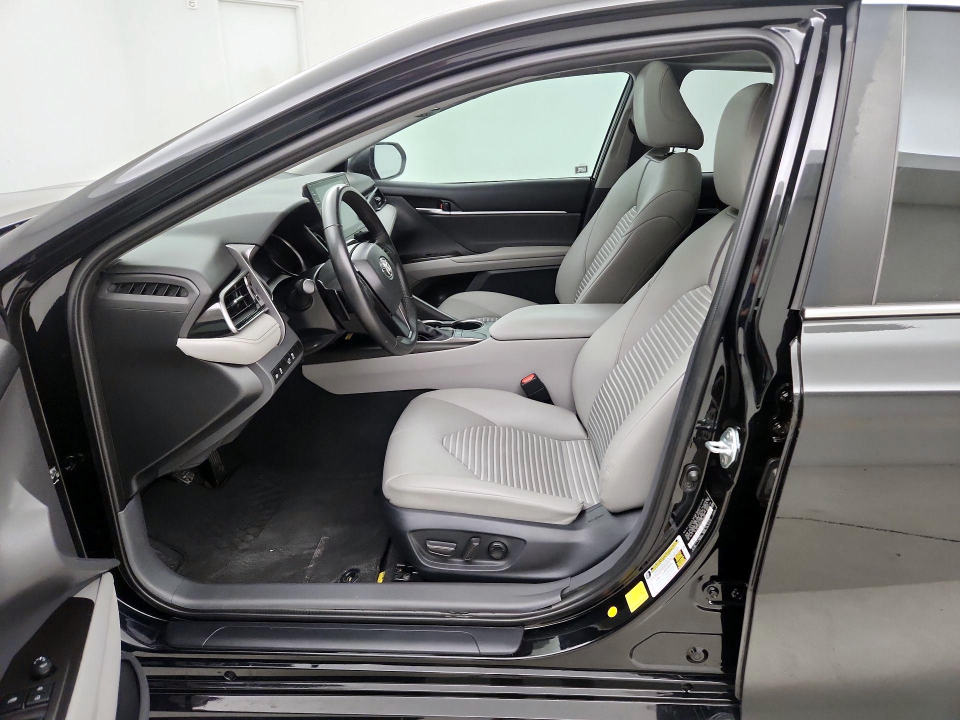 Thumbnail: 2023 Toyota Camry - 11