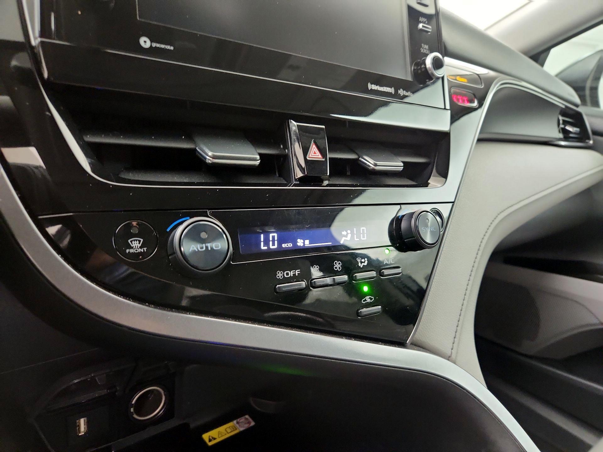 Thumbnail: 2023 Toyota Camry - 16