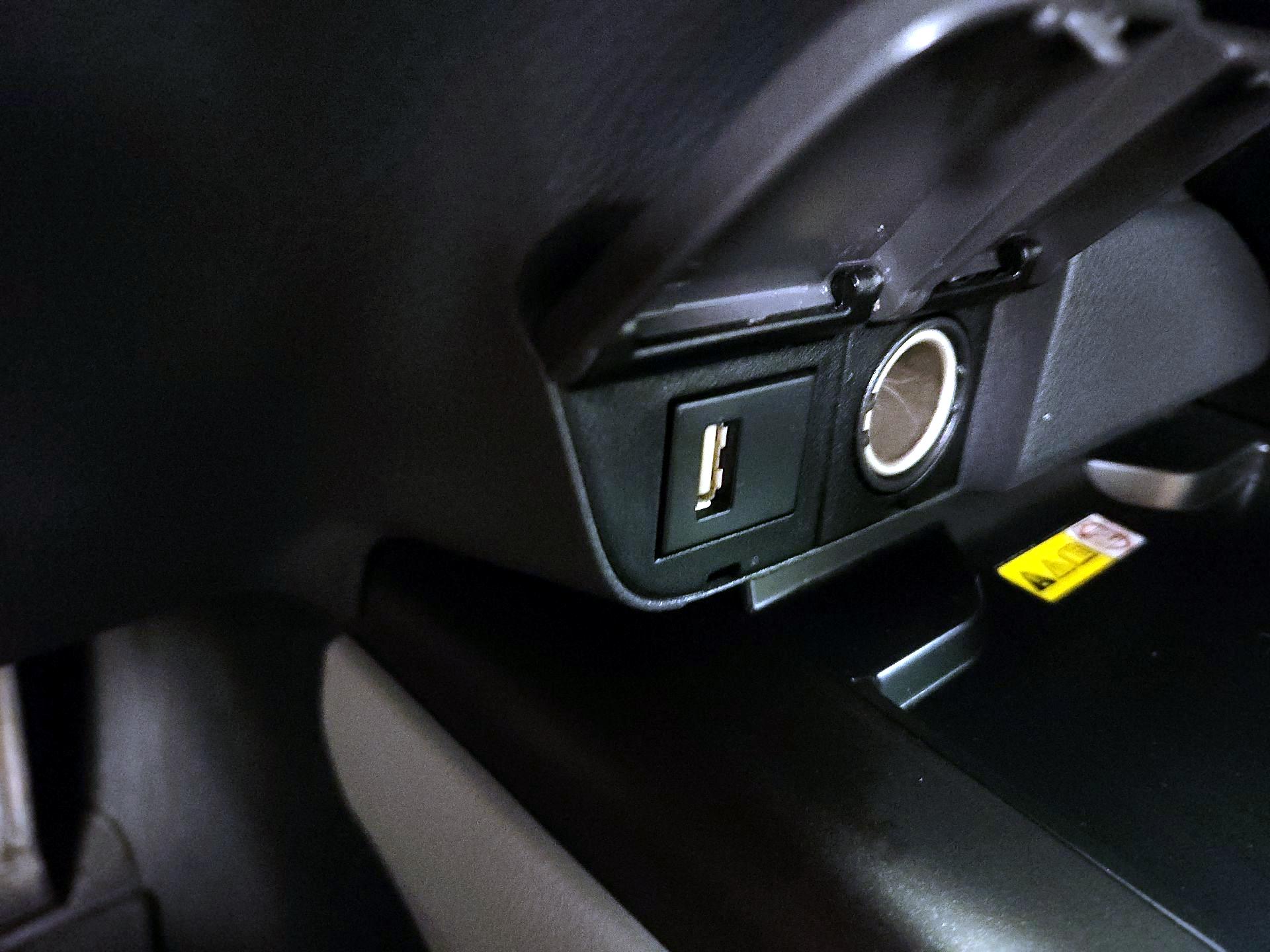 Thumbnail: 2023 Toyota Camry - 18