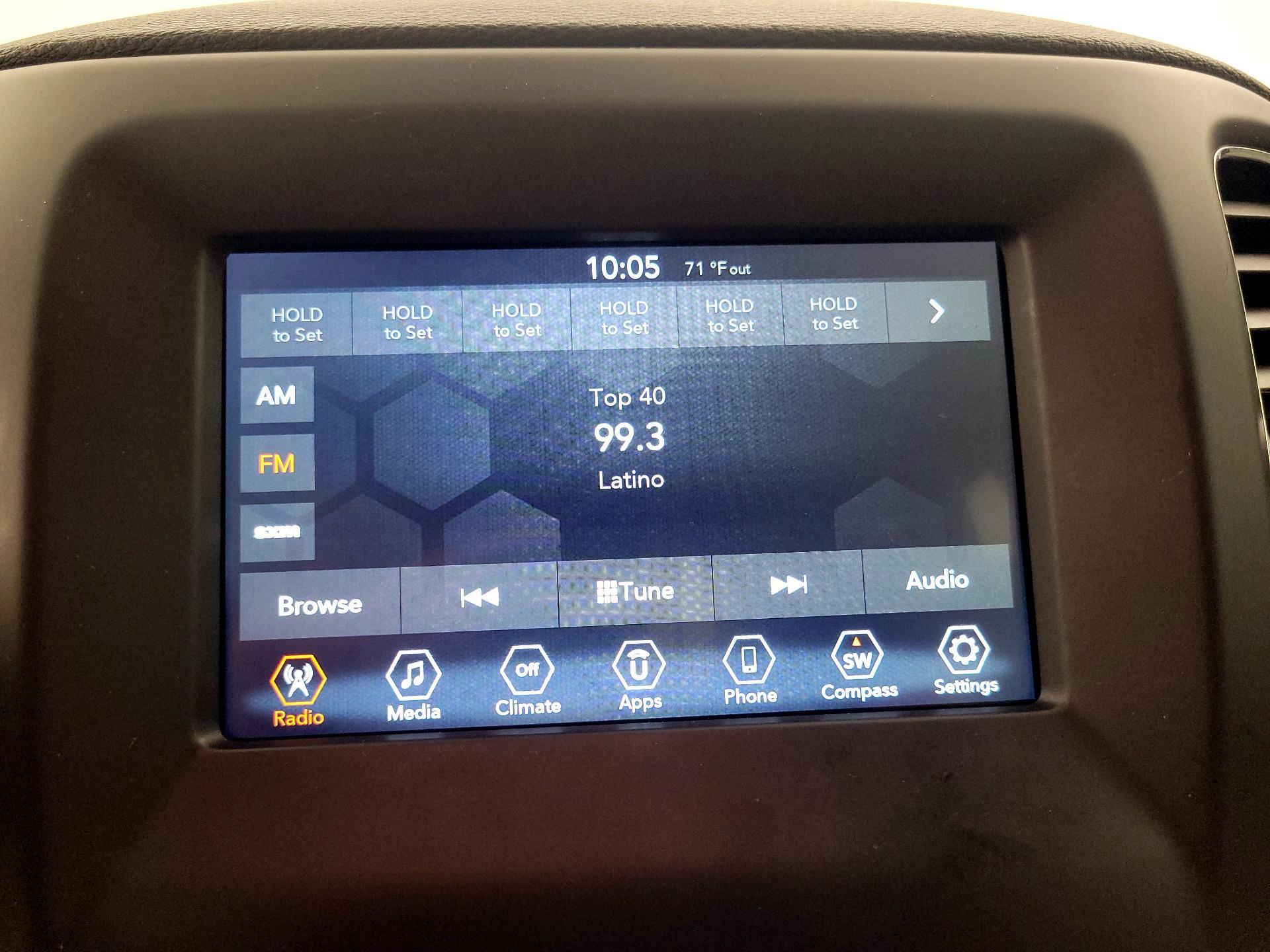 Thumbnail: 2021 Jeep Compass - 15