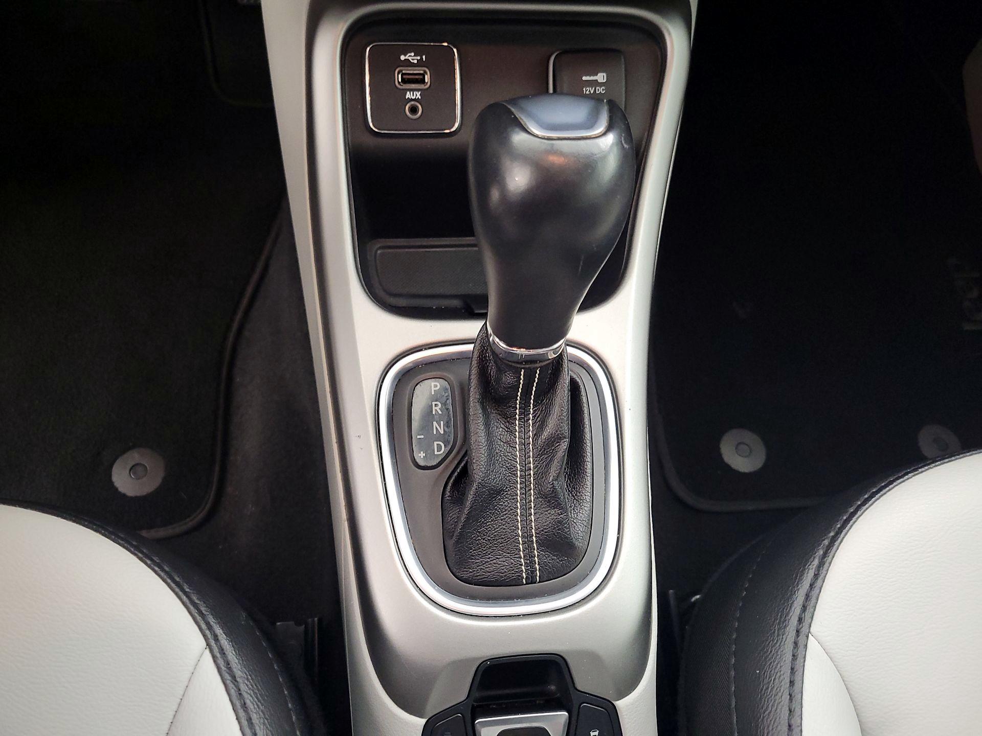 Thumbnail: 2021 Jeep Compass - 17