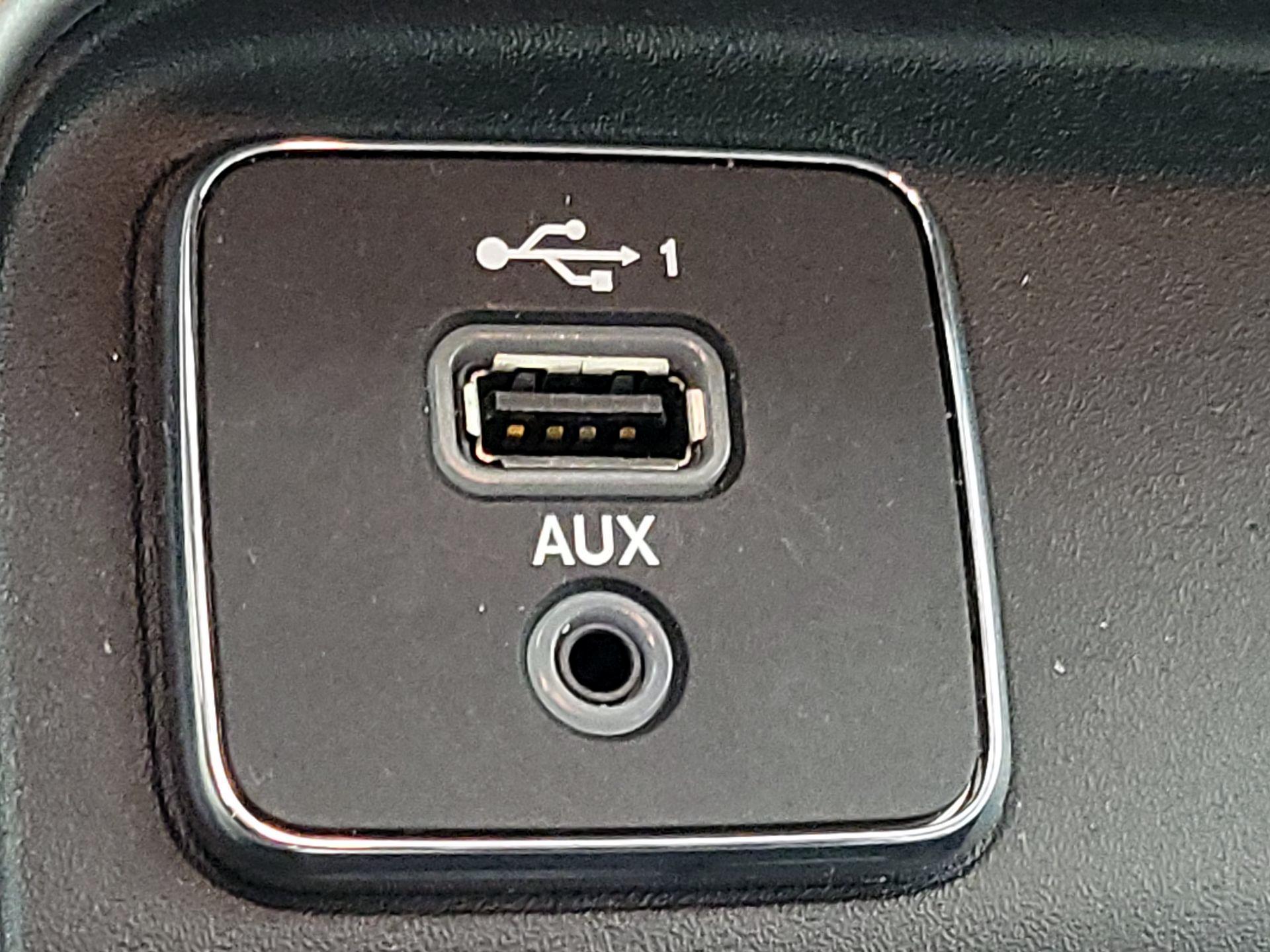 Thumbnail: 2021 Jeep Compass - 18