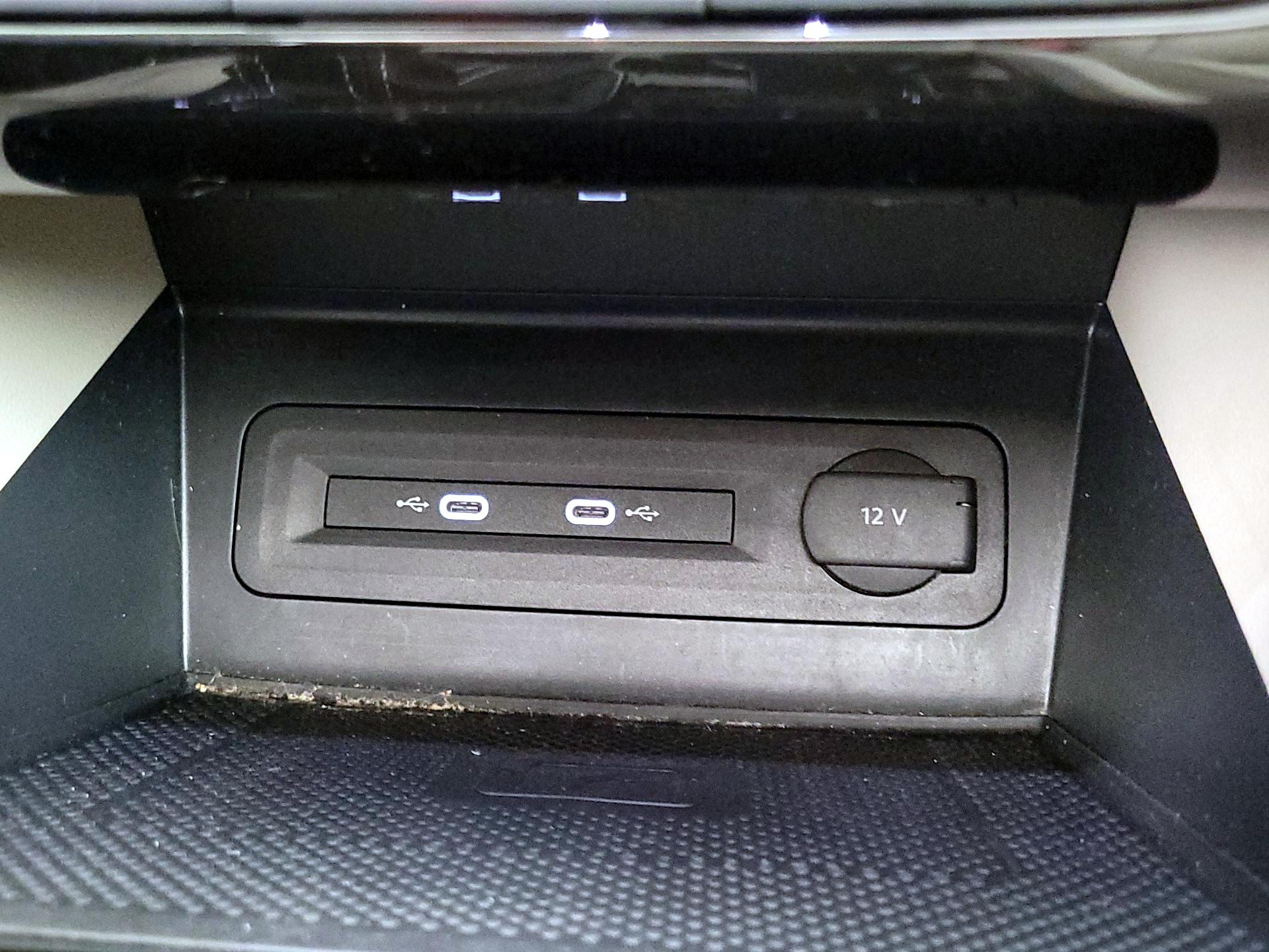 Thumbnail: 2022 Volkswagen Atlas - 19