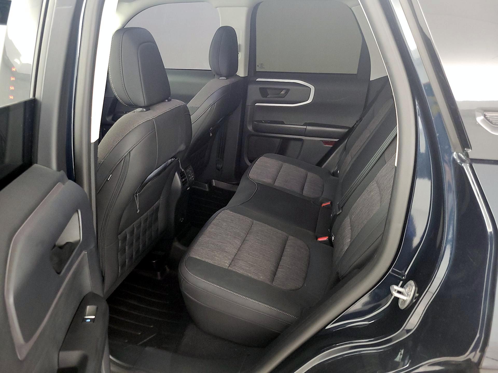 Thumbnail: 2022 Ford Bronco Sport - 19