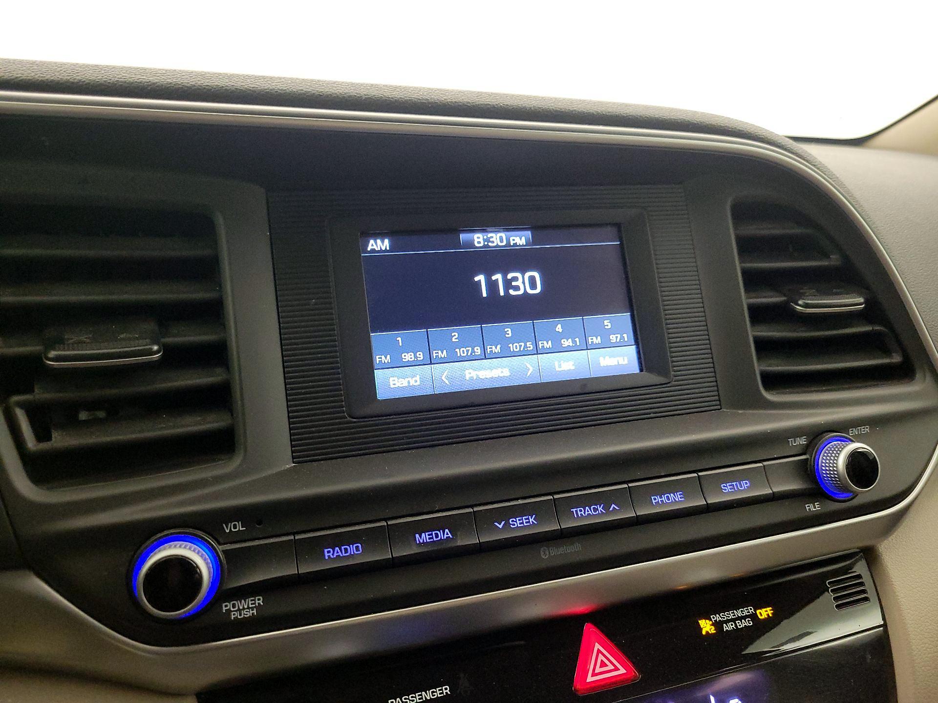 Thumbnail: 2020 Hyundai Elantra - 15