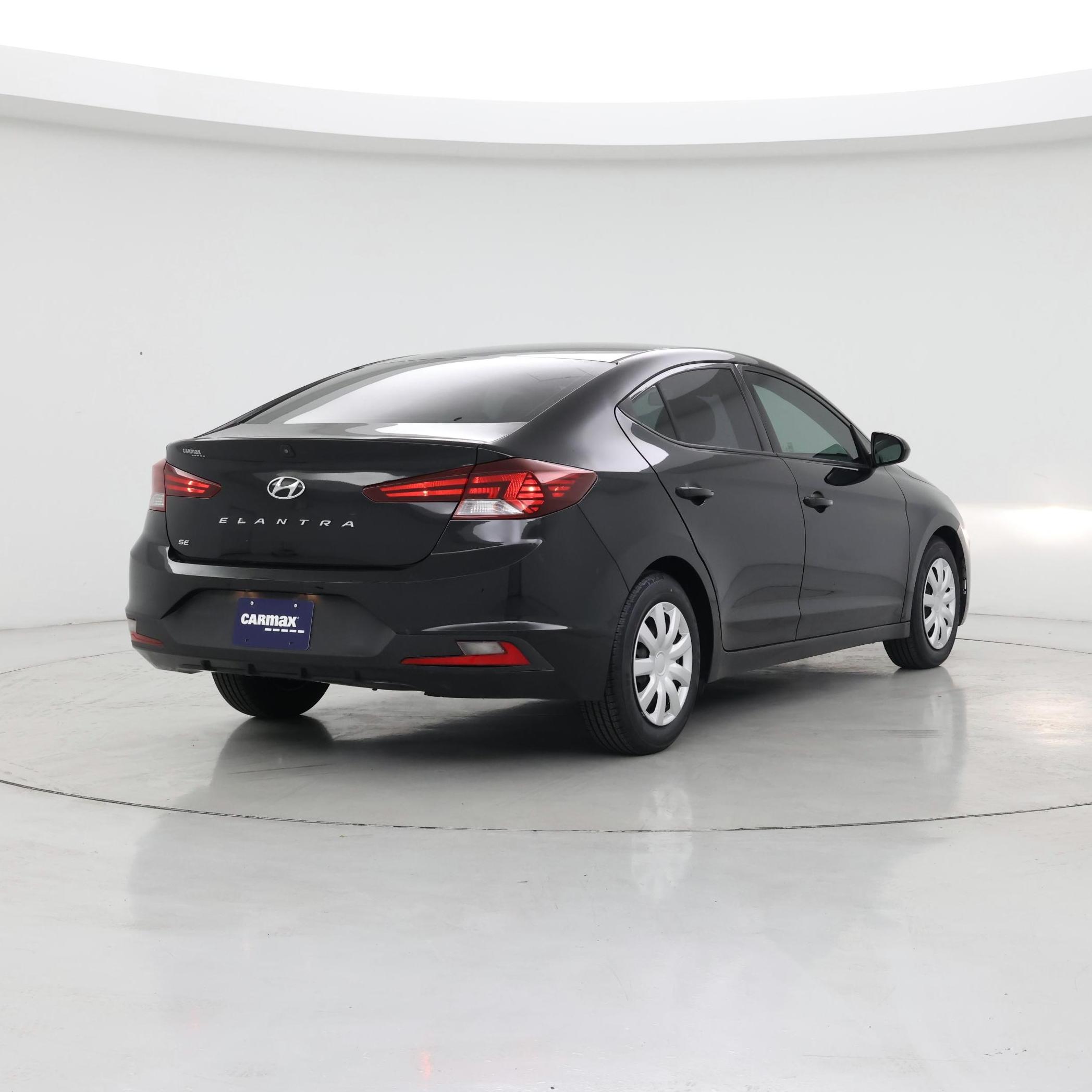 Thumbnail: 2020 Hyundai Elantra - 8