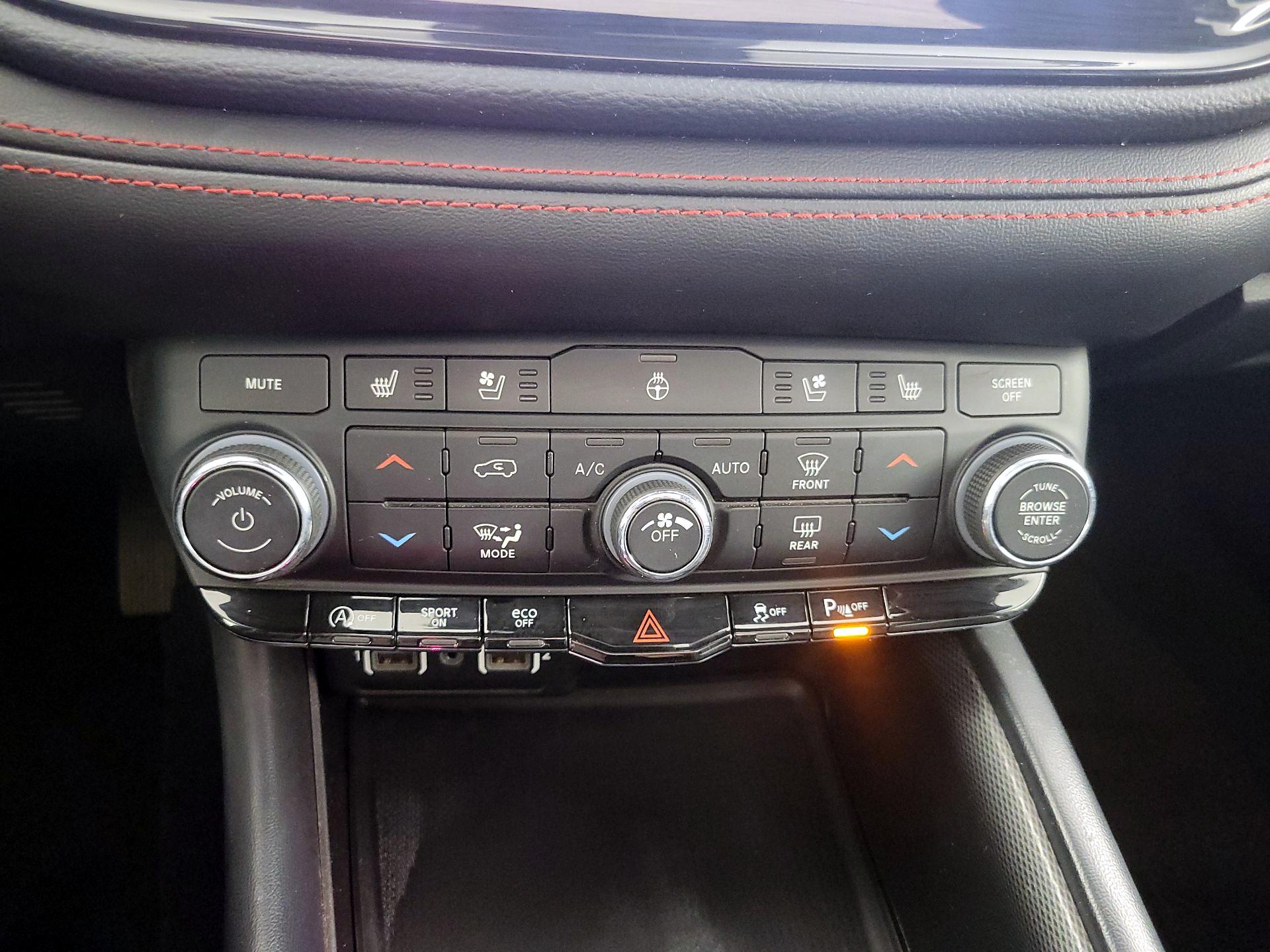 Thumbnail: 2023 Dodge Durango - 17