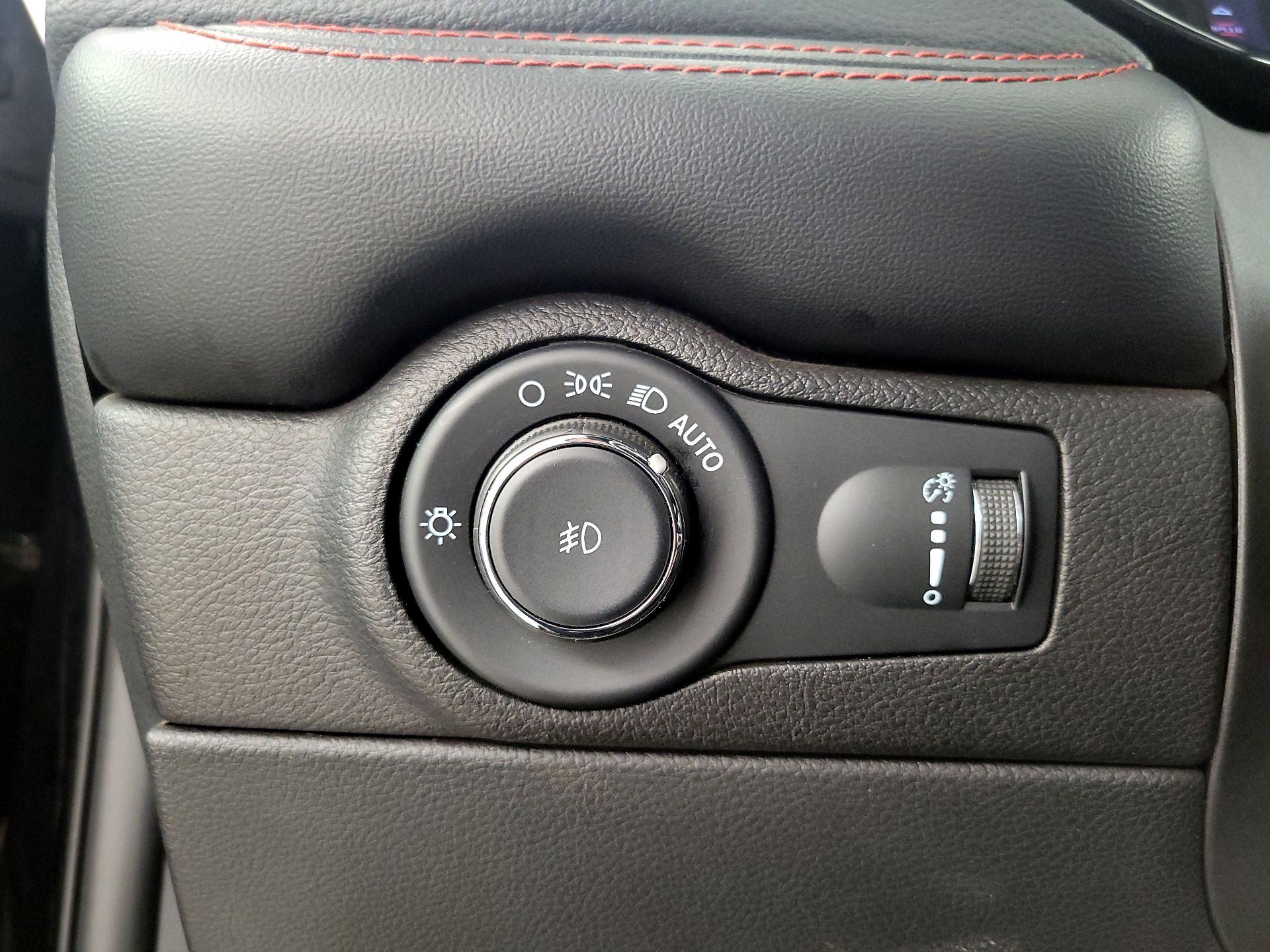 Thumbnail: 2023 Dodge Durango - 13