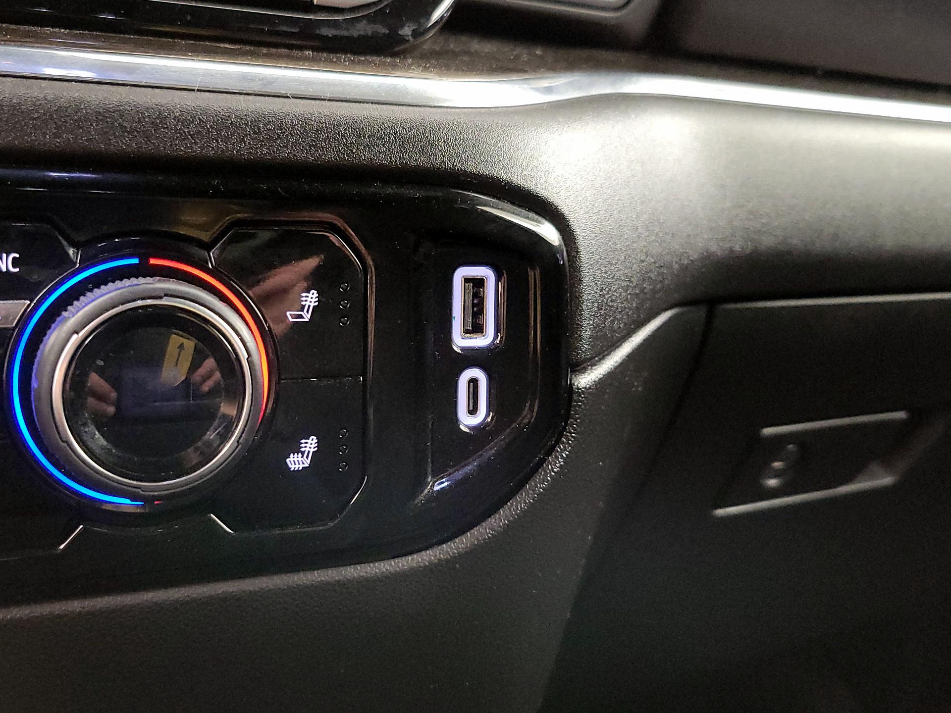 Thumbnail: 2024 Chevrolet Silverado 1500 - 18