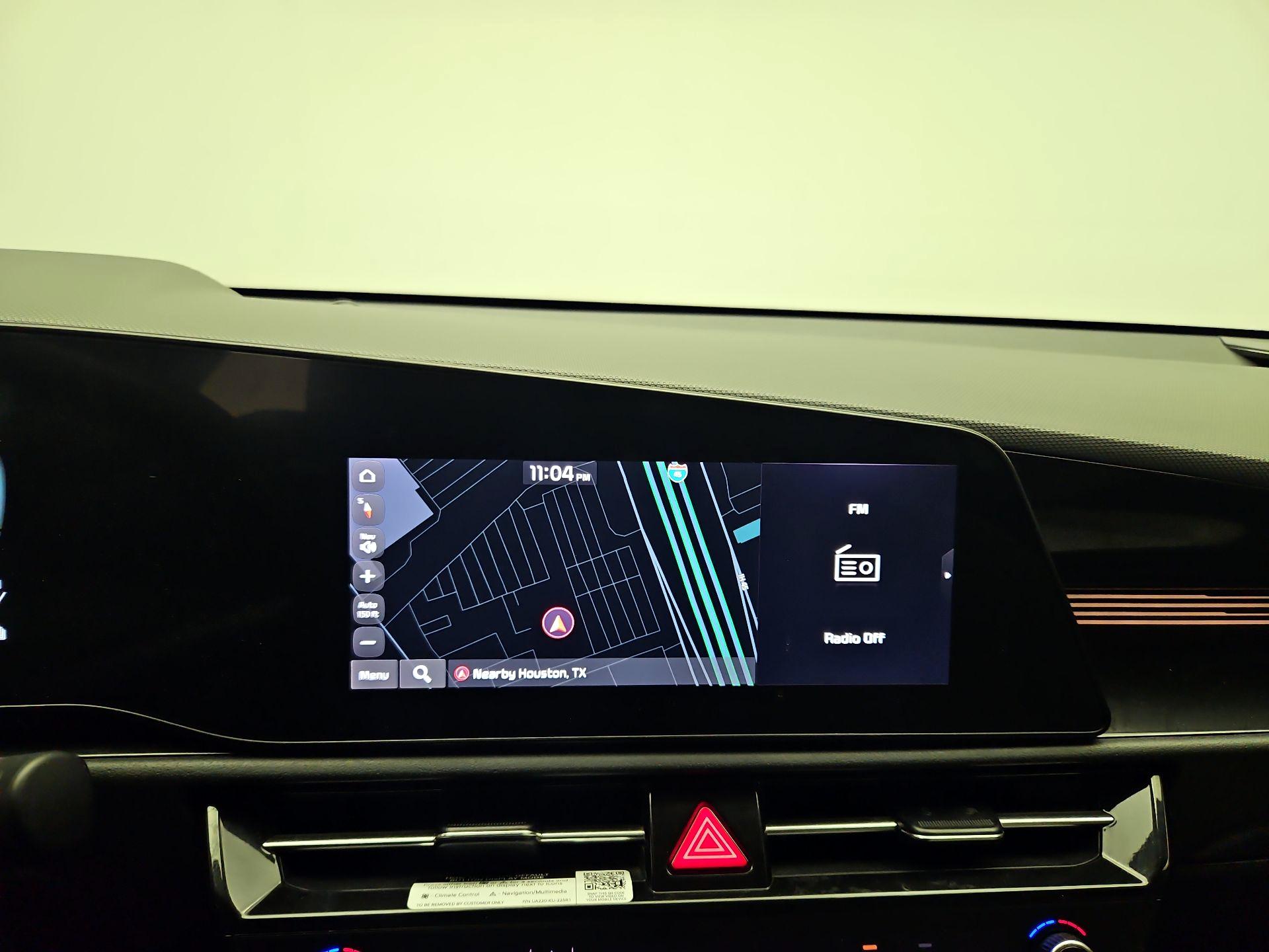 Thumbnail: 2023 Kia Niro - 13