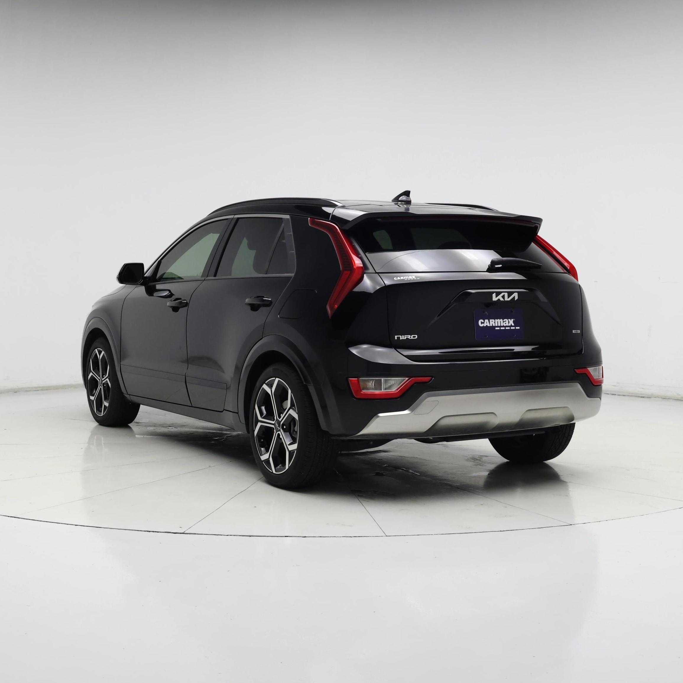 Thumbnail: 2023 Kia Niro - 2