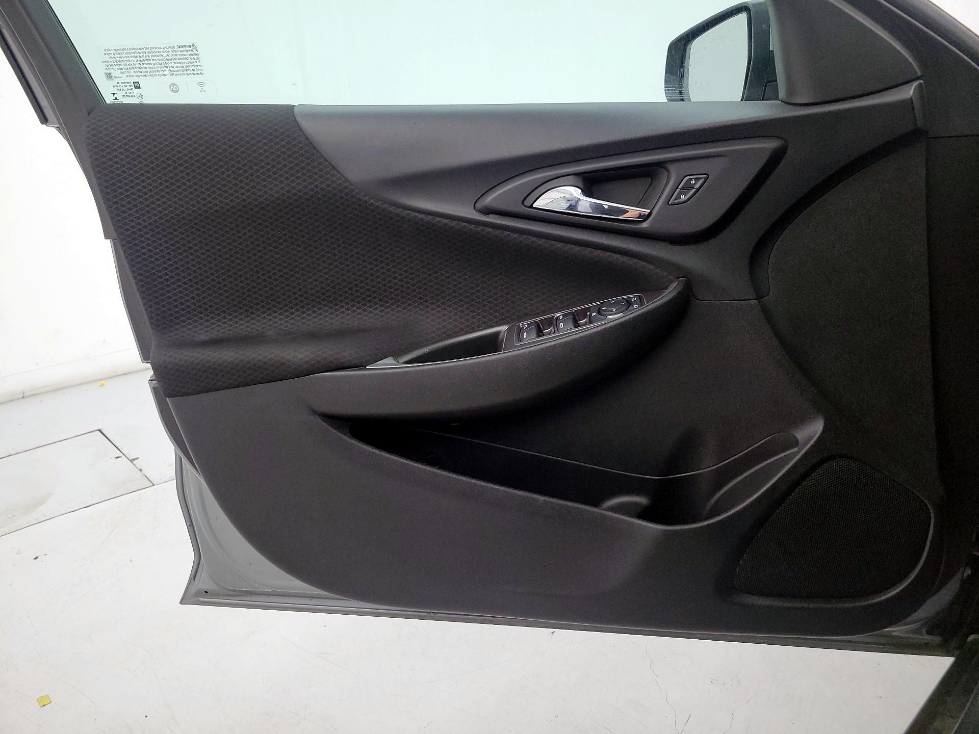 Thumbnail: 2023 Chevrolet Malibu - 12