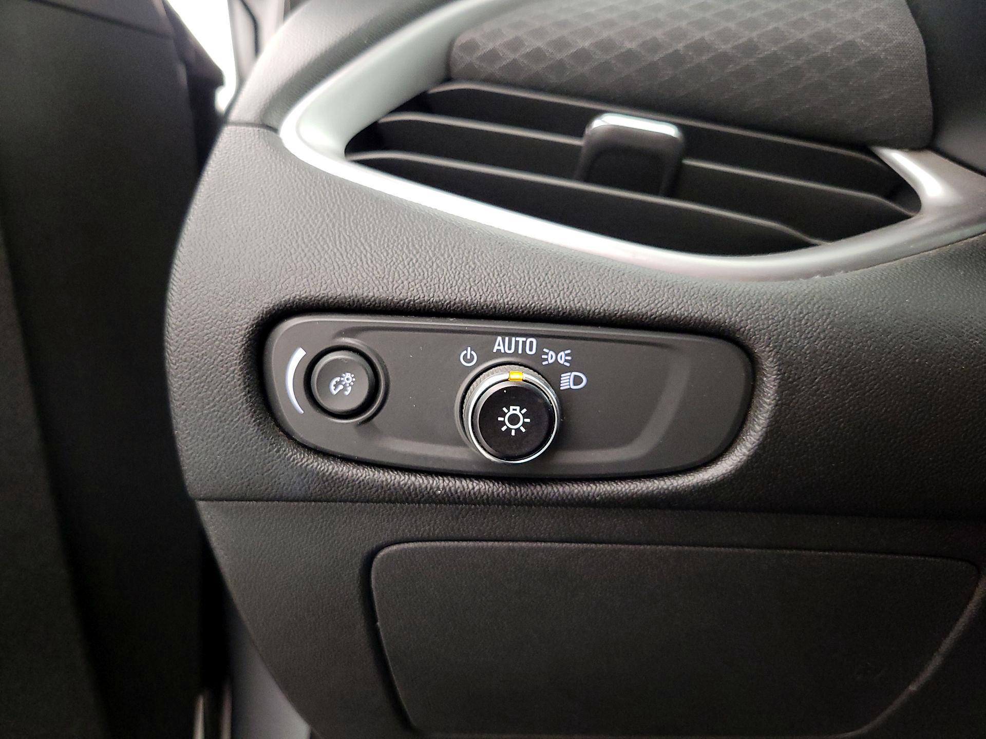 Thumbnail: 2023 Chevrolet Malibu - 13