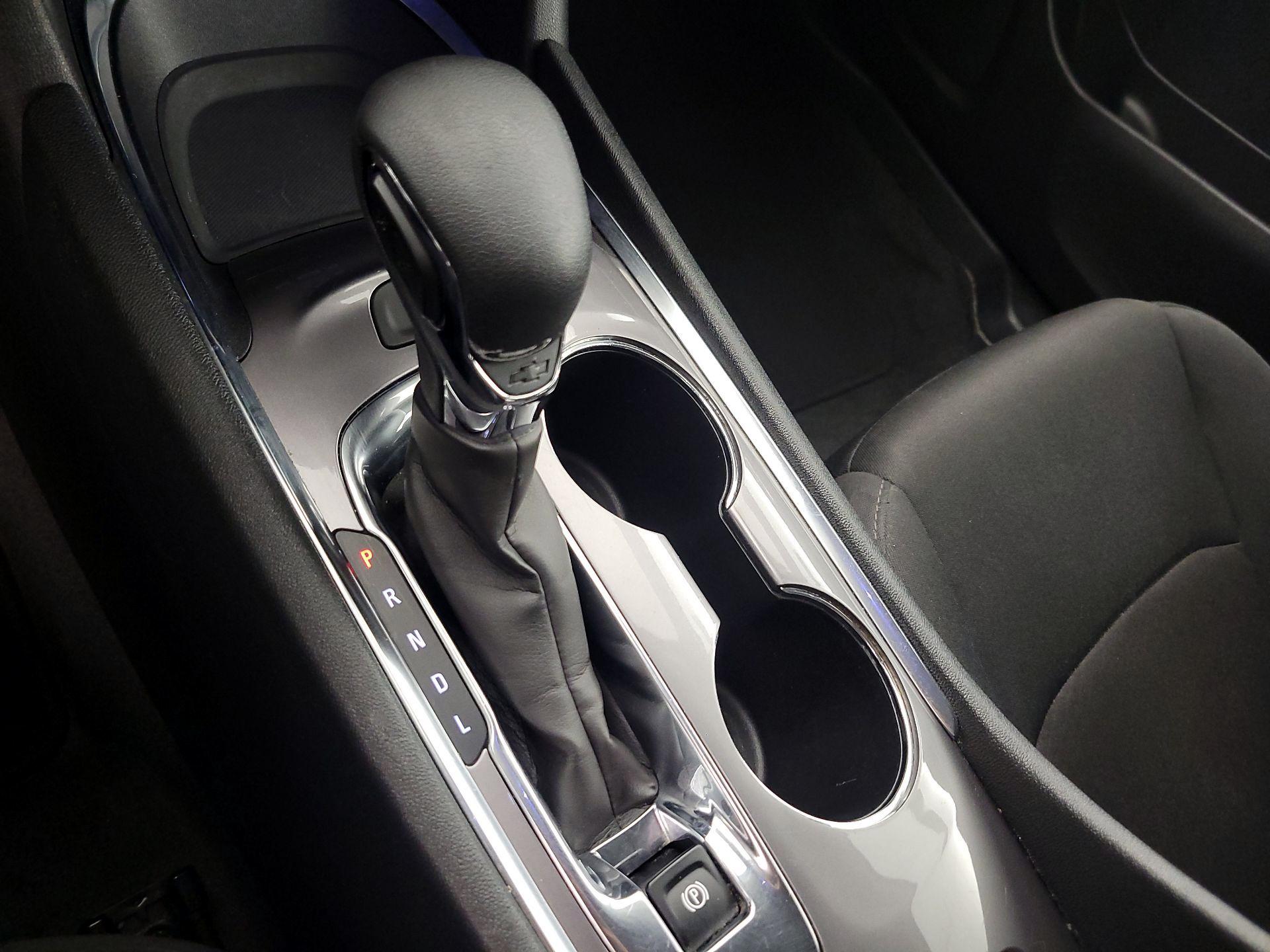 Thumbnail: 2023 Chevrolet Malibu - 17