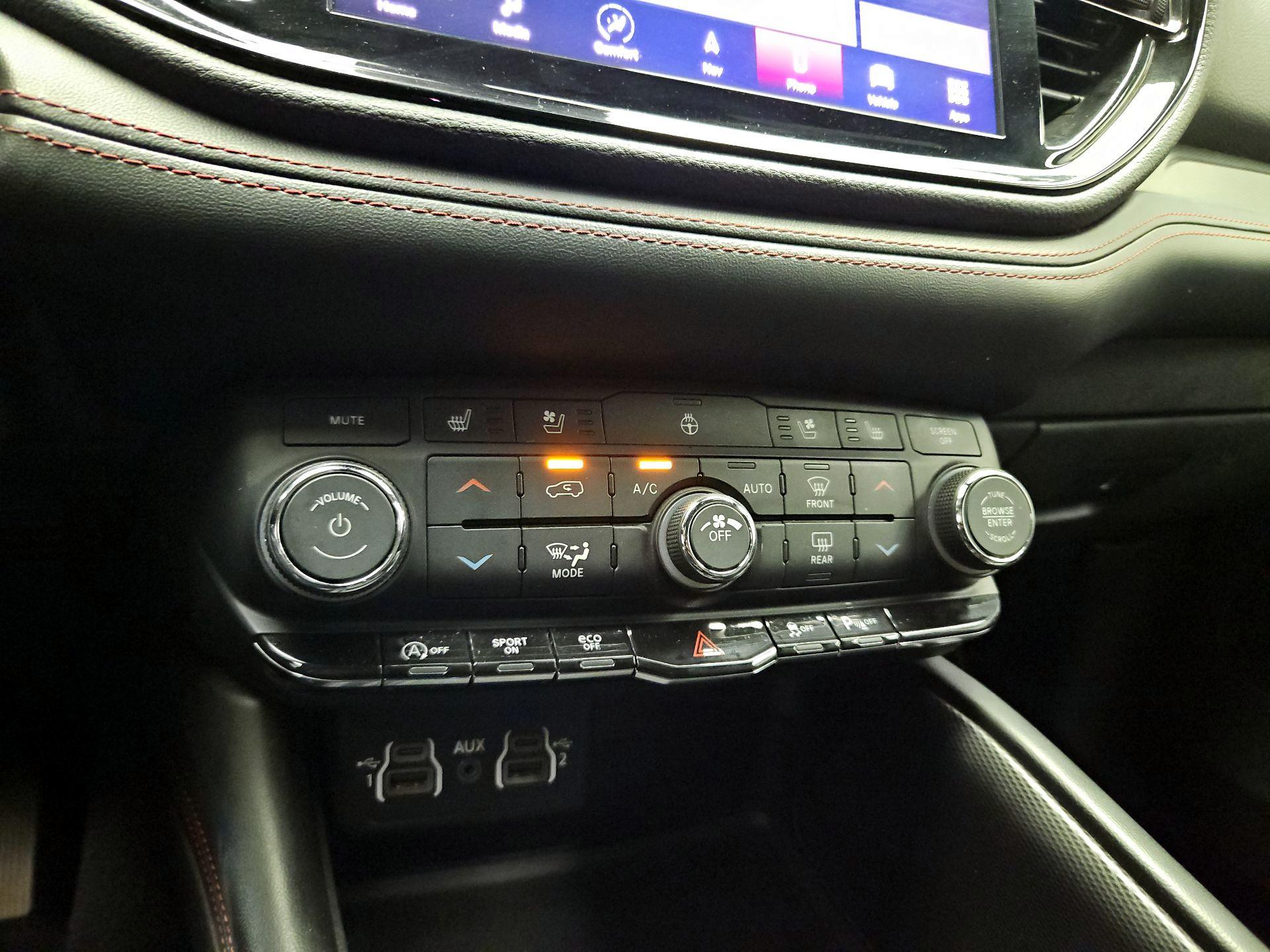 Thumbnail: 2023 Dodge Durango - 16