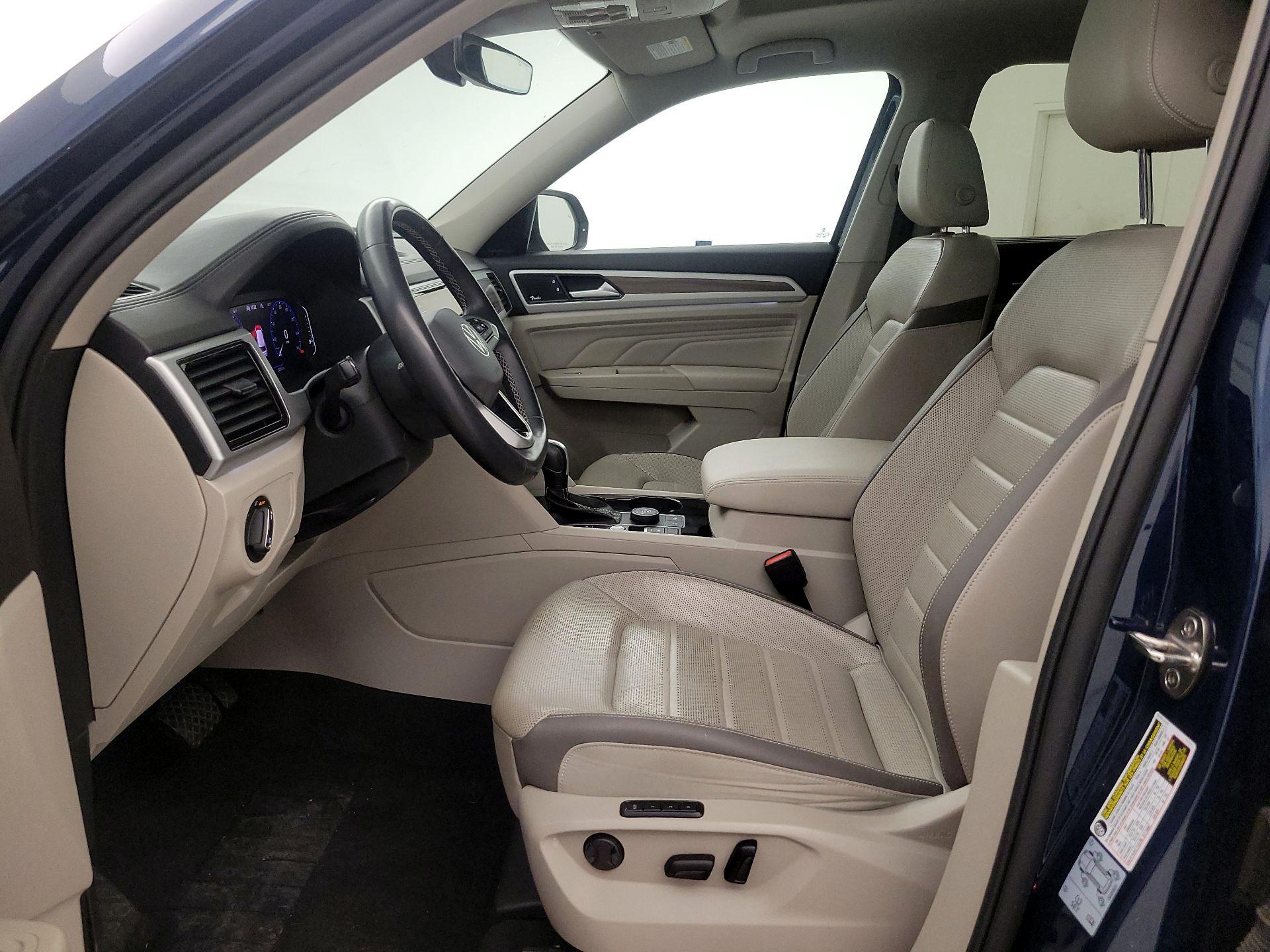 Thumbnail: 2021 Volkswagen Atlas - 11