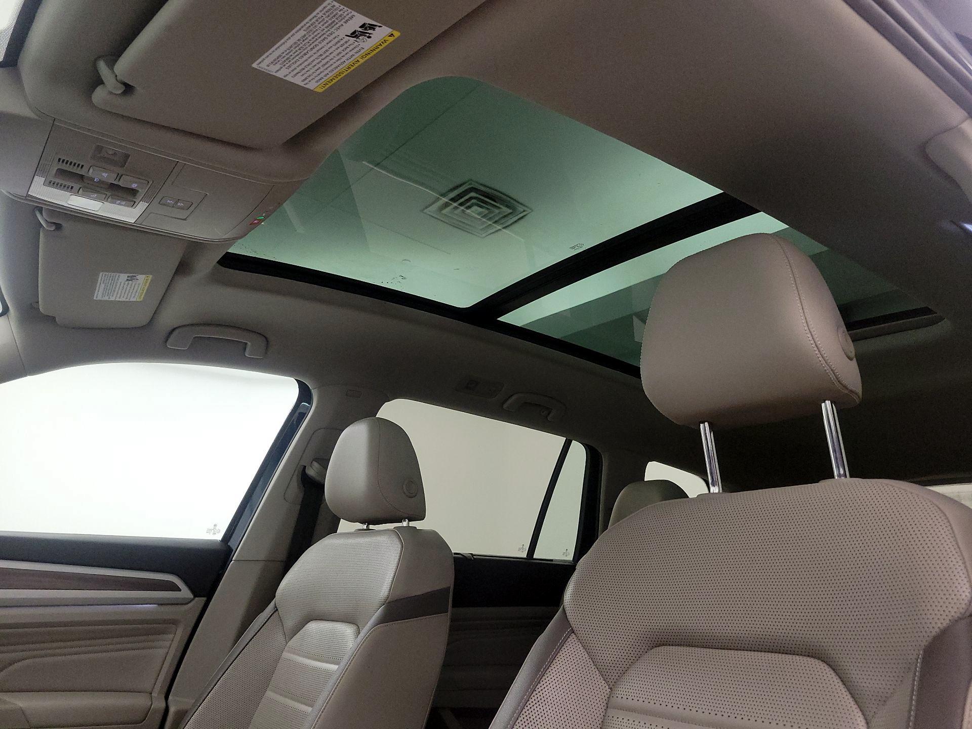 Thumbnail: 2021 Volkswagen Atlas - 20