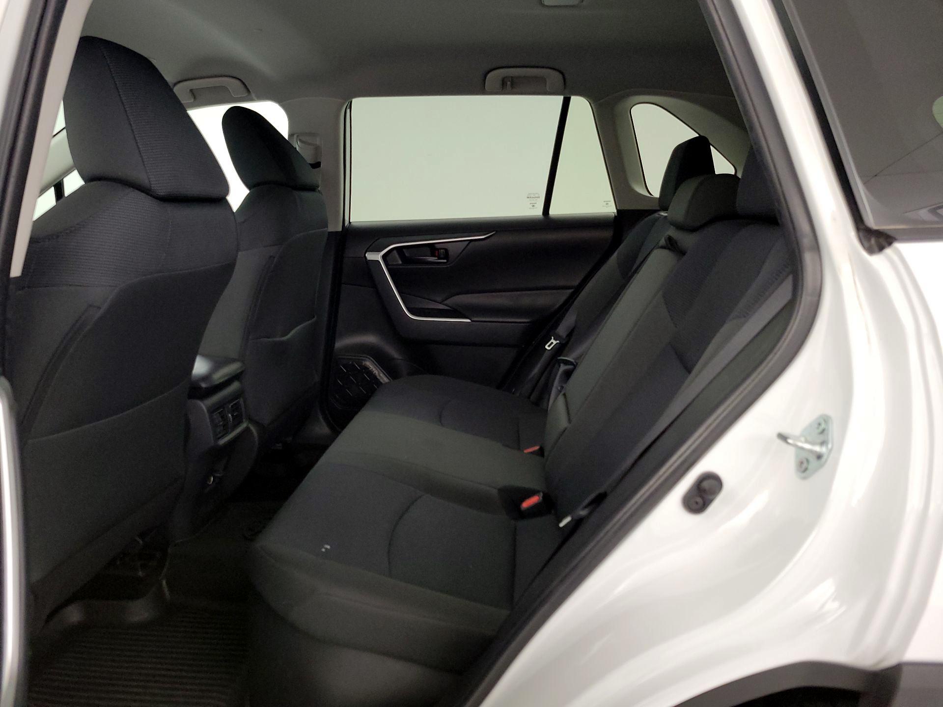 Thumbnail: 2024 Toyota RAV4 - 19