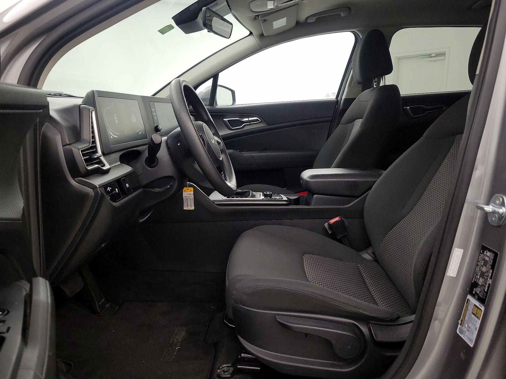 Thumbnail: 2023 Kia Sportage - 11