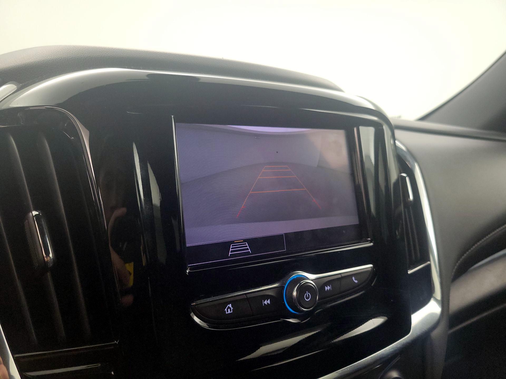 Thumbnail: 2023 Chevrolet Traverse - 14