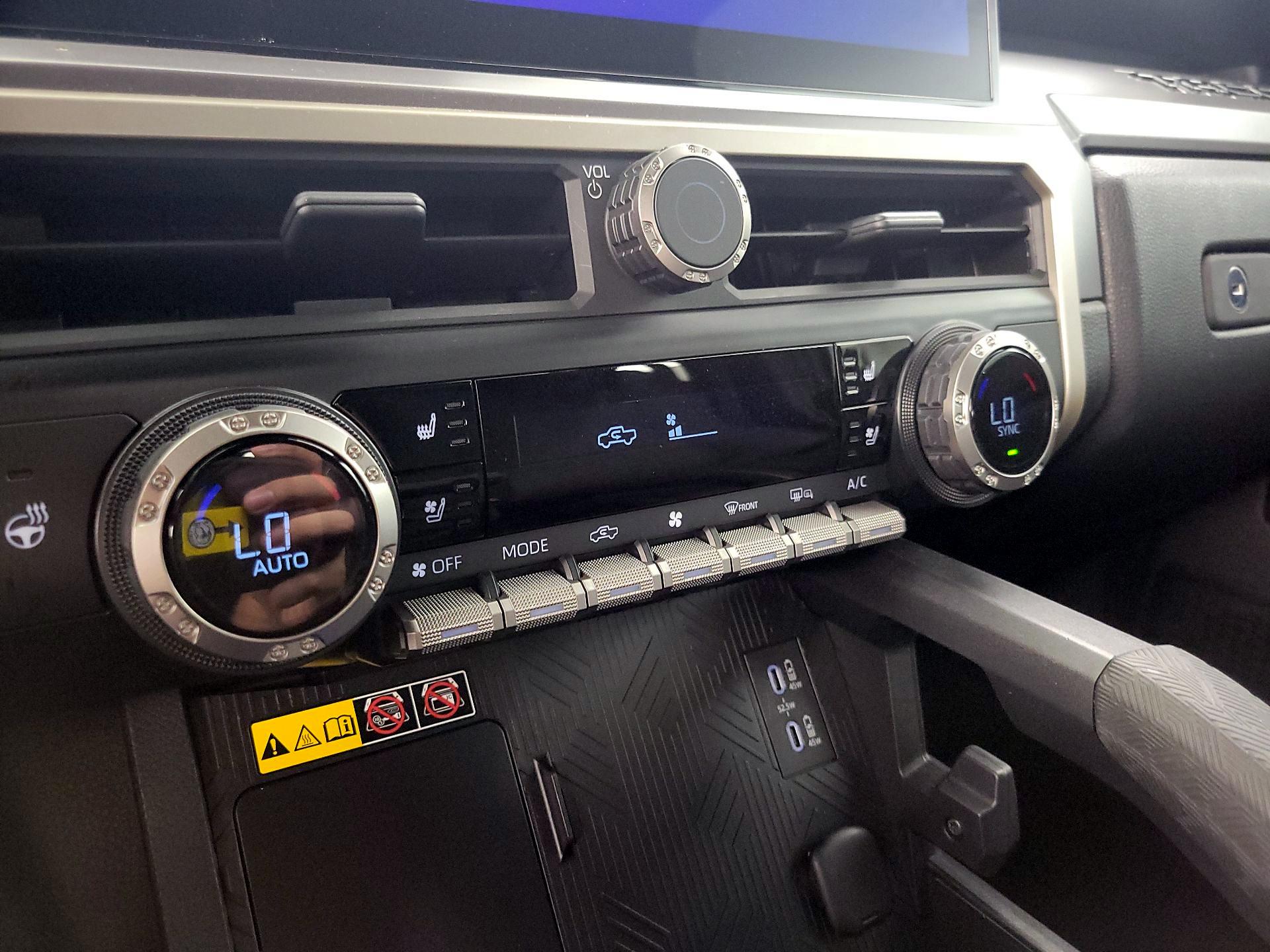 Thumbnail: 2024 Toyota Tacoma - 16